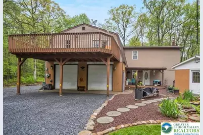 9223 N Loop Road, Washington Township, PA 18080 - Photo 1