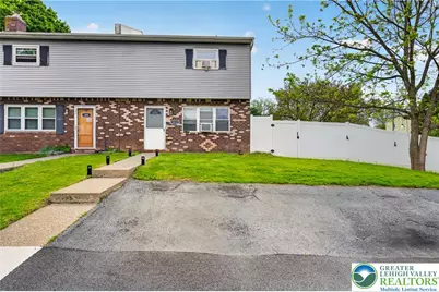 302 Lockridge Lane, Alburtis Boro, PA 18011 - Photo 1