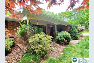 150 Twin Oak Terrace, Pocono Twp, PA 18372 - Photo 1