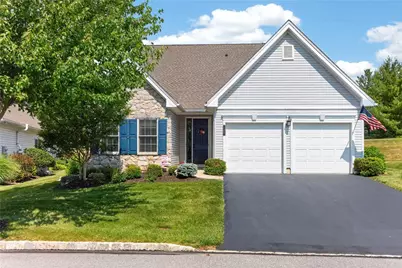 162 Glenmoor Circle N, Easton, PA 18045 - Photo 1