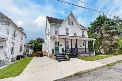 414 W Mountain Avenue, Pen Argyl Boro, PA 18072 - Photo 1