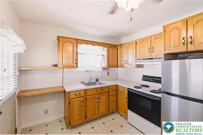 1060 New Jersey Avenue, Hellertown Boro, PA 18055 - Photo 1