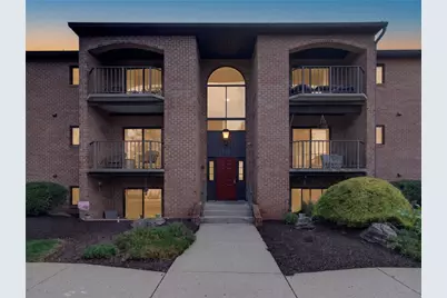 916 Cold Spring Road #4, Lower Macungie Township, PA 18103 - Photo 1