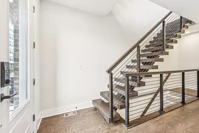 292 Dickenson Street, Columbus, OH 43215 - Photo 13