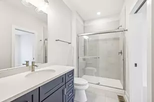 292 Dickenson St, Columbus, OH 43215 - Photo 33