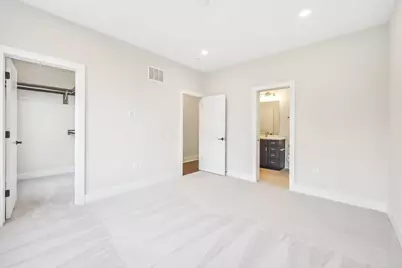 292 Dickenson Street, Columbus, OH 43215 - Photo 31