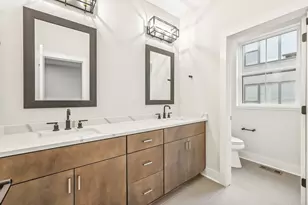 292 Dickenson St, Columbus, OH 43215 - Photo 27