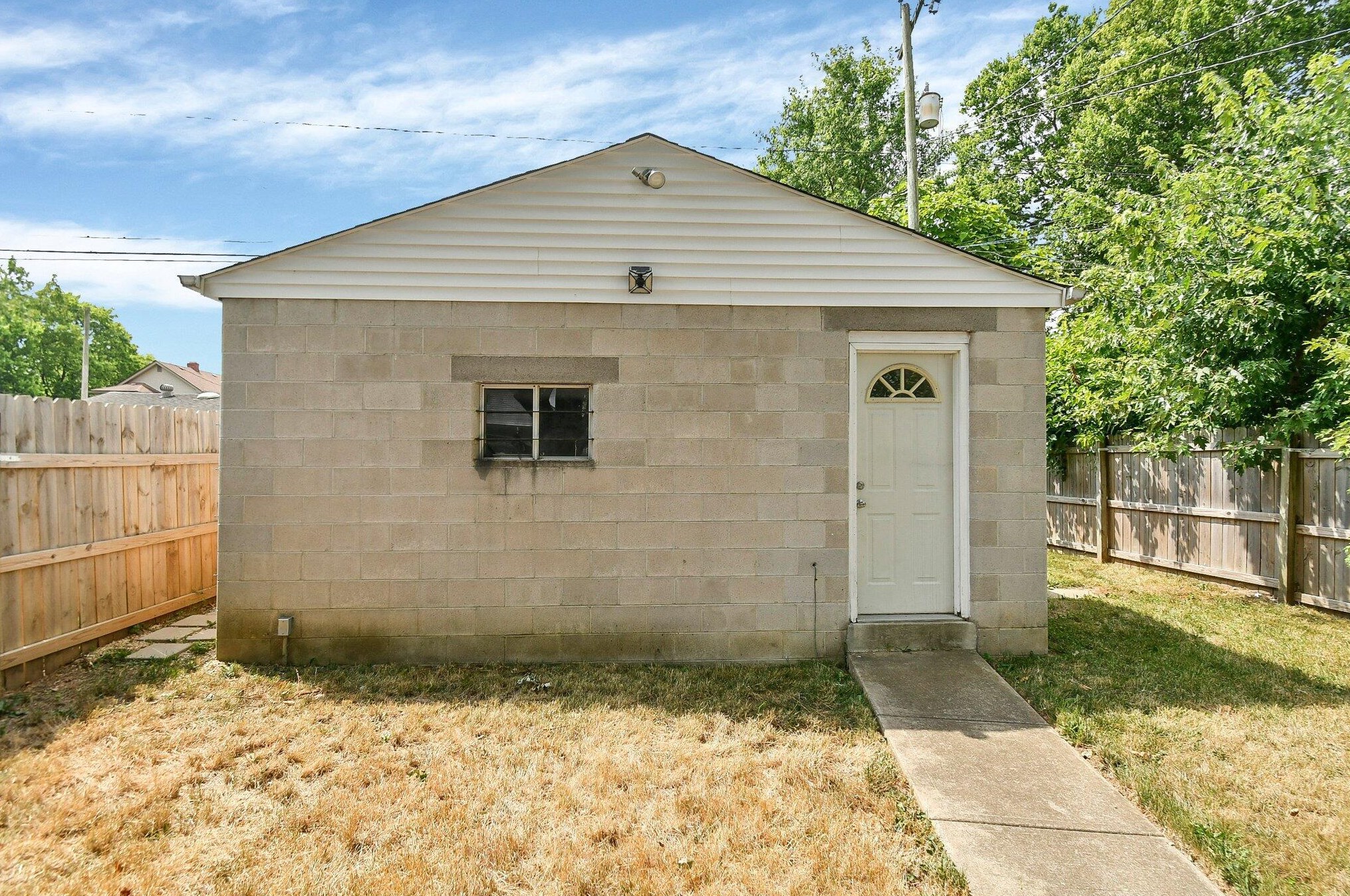 535 Southwood Ave, Columbus OH 43207-1376 exterior