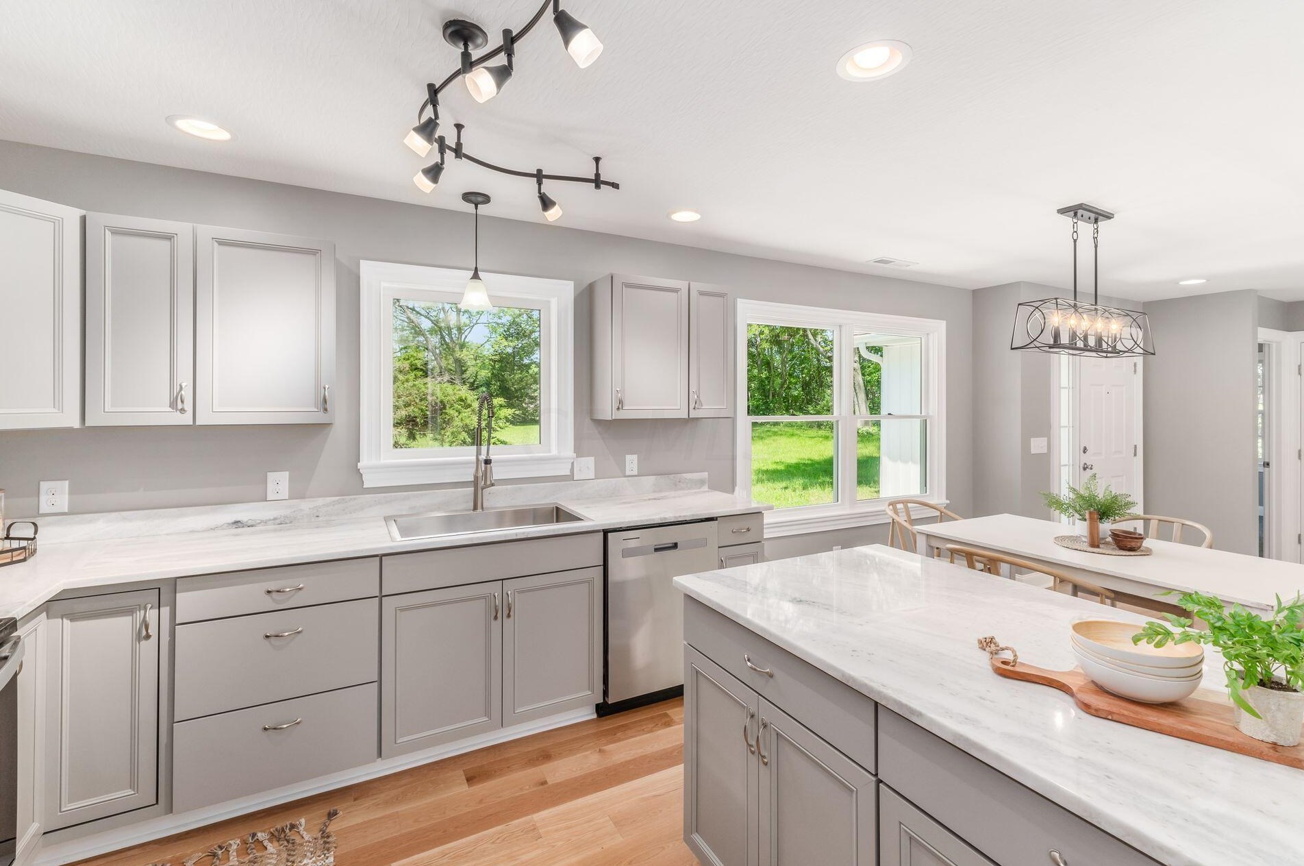 7195 Lancaster Rd, Hebron OH 43025-9777 exterior