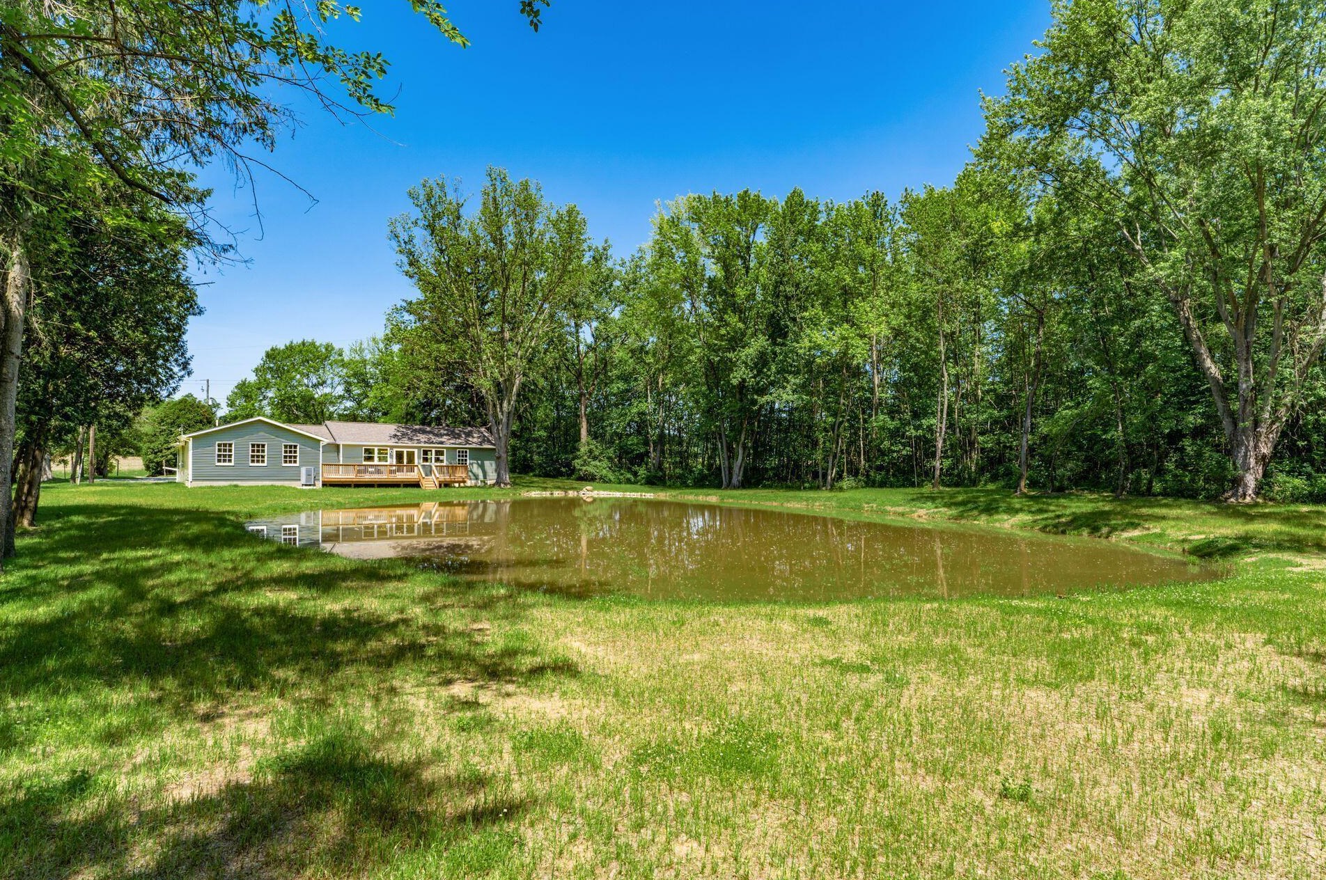 7195 Lancaster Rd, Hebron OH 43025-9777 exterior