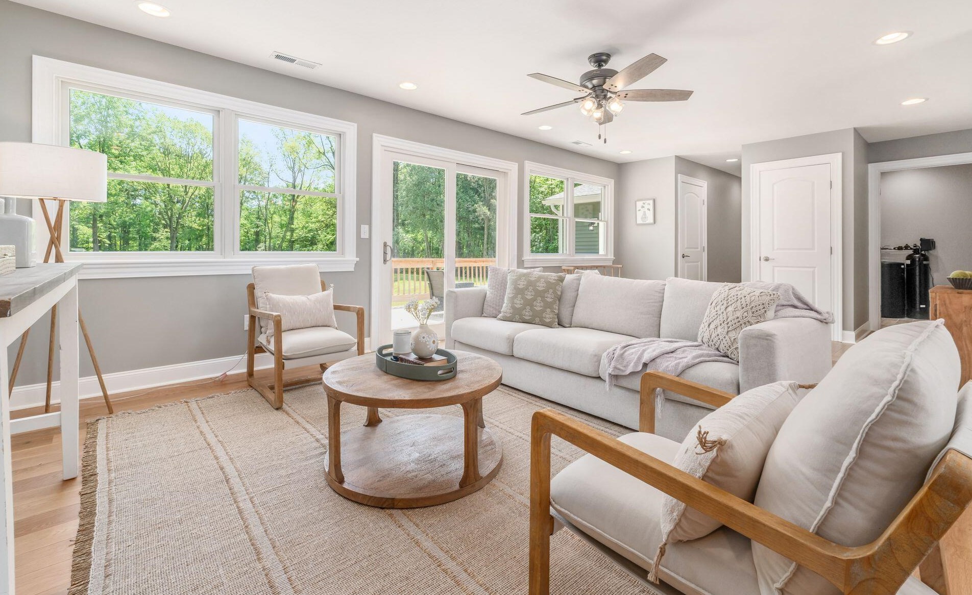 7195 Lancaster Rd, Hebron OH 43025-9777 exterior