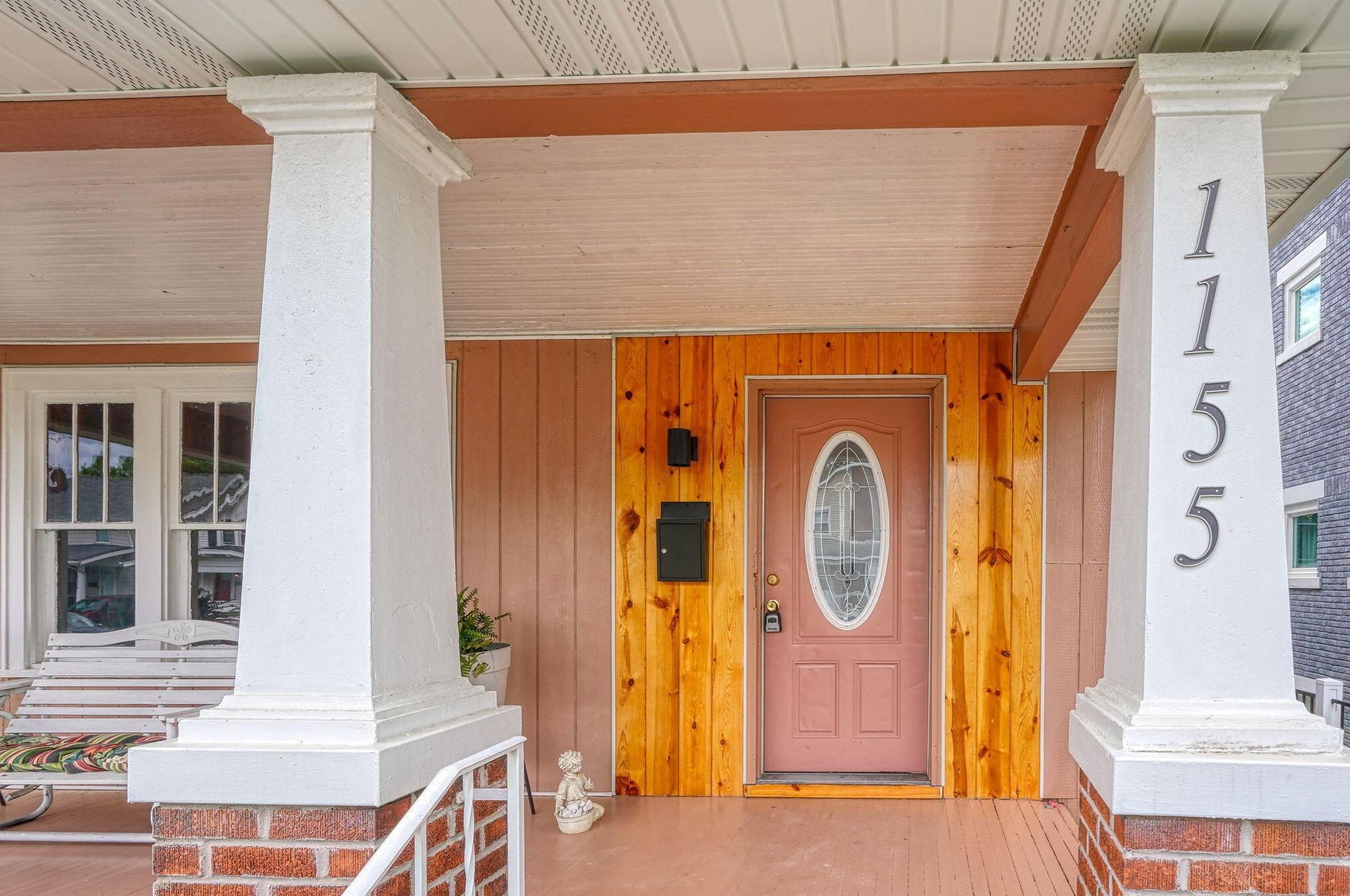 1155 Champion Ave, Columbus OH  43206-3025 exterior