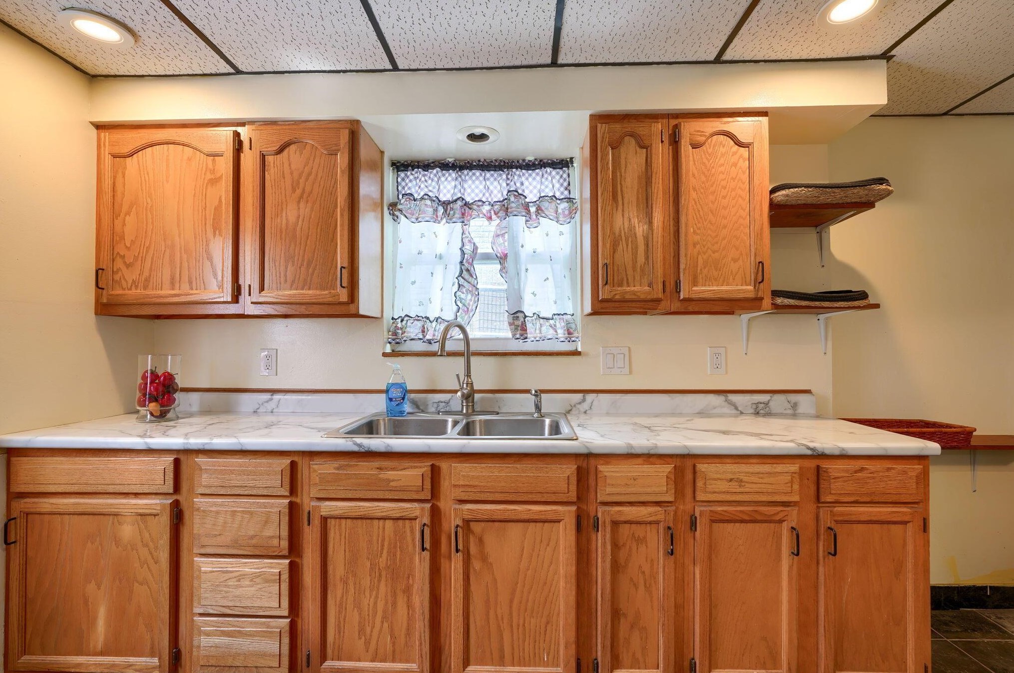 1155 Champion Ave, Columbus OH  43206-3025 exterior