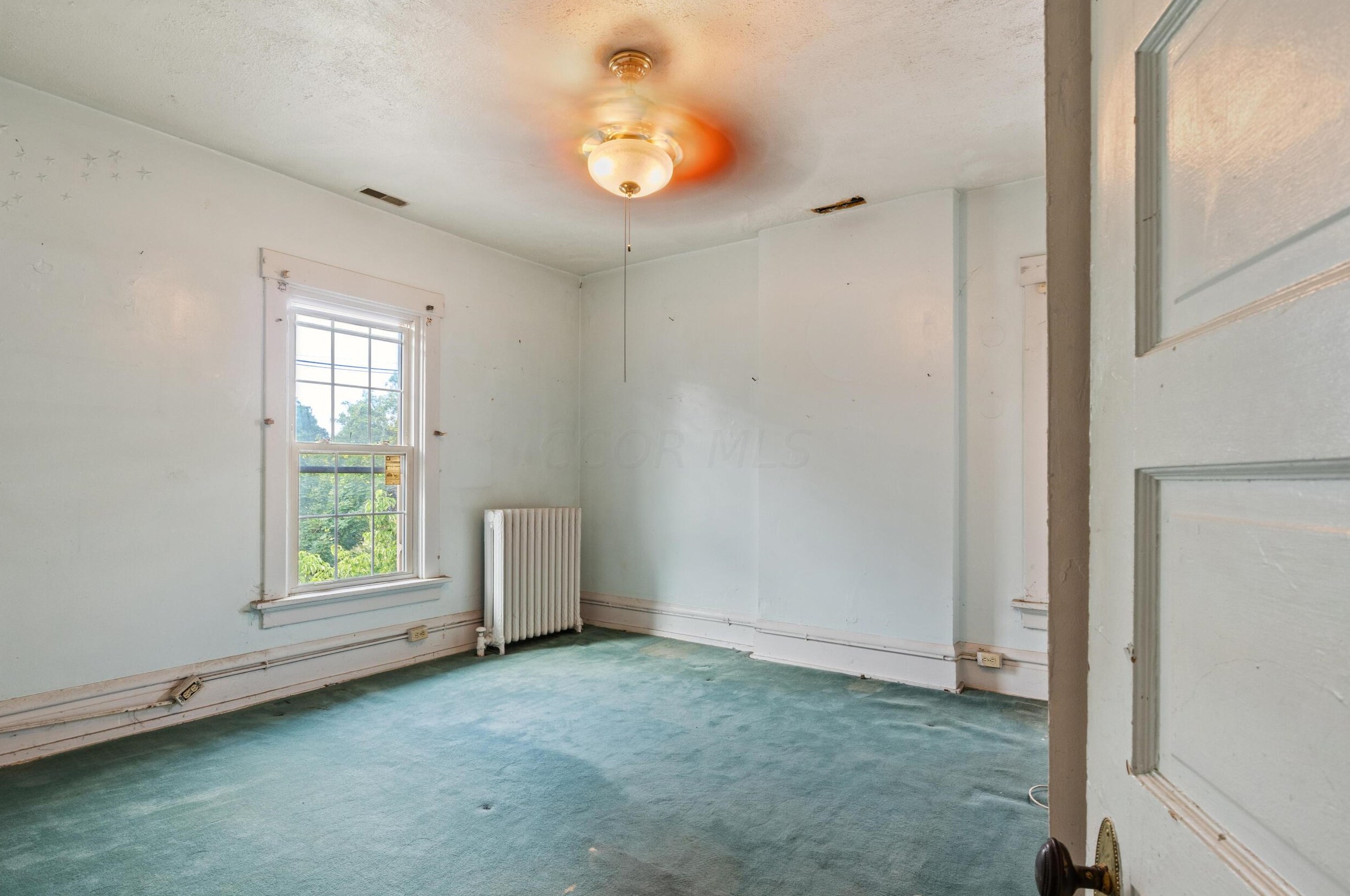 1775 Franklin Park, Columbus OH  43205-2217 exterior