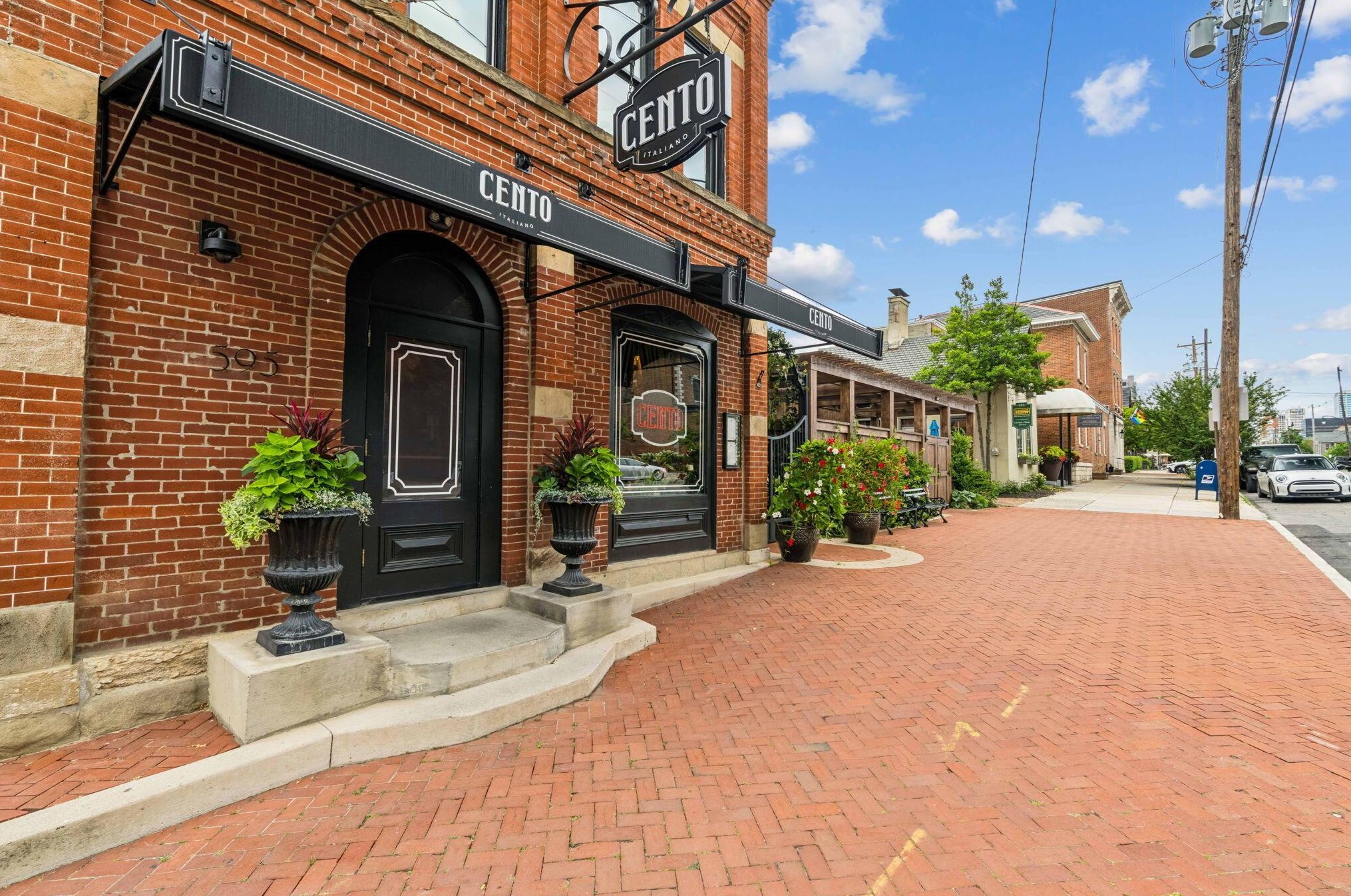 181 Thurman Ave, Columbus OH 43206-3216 exterior