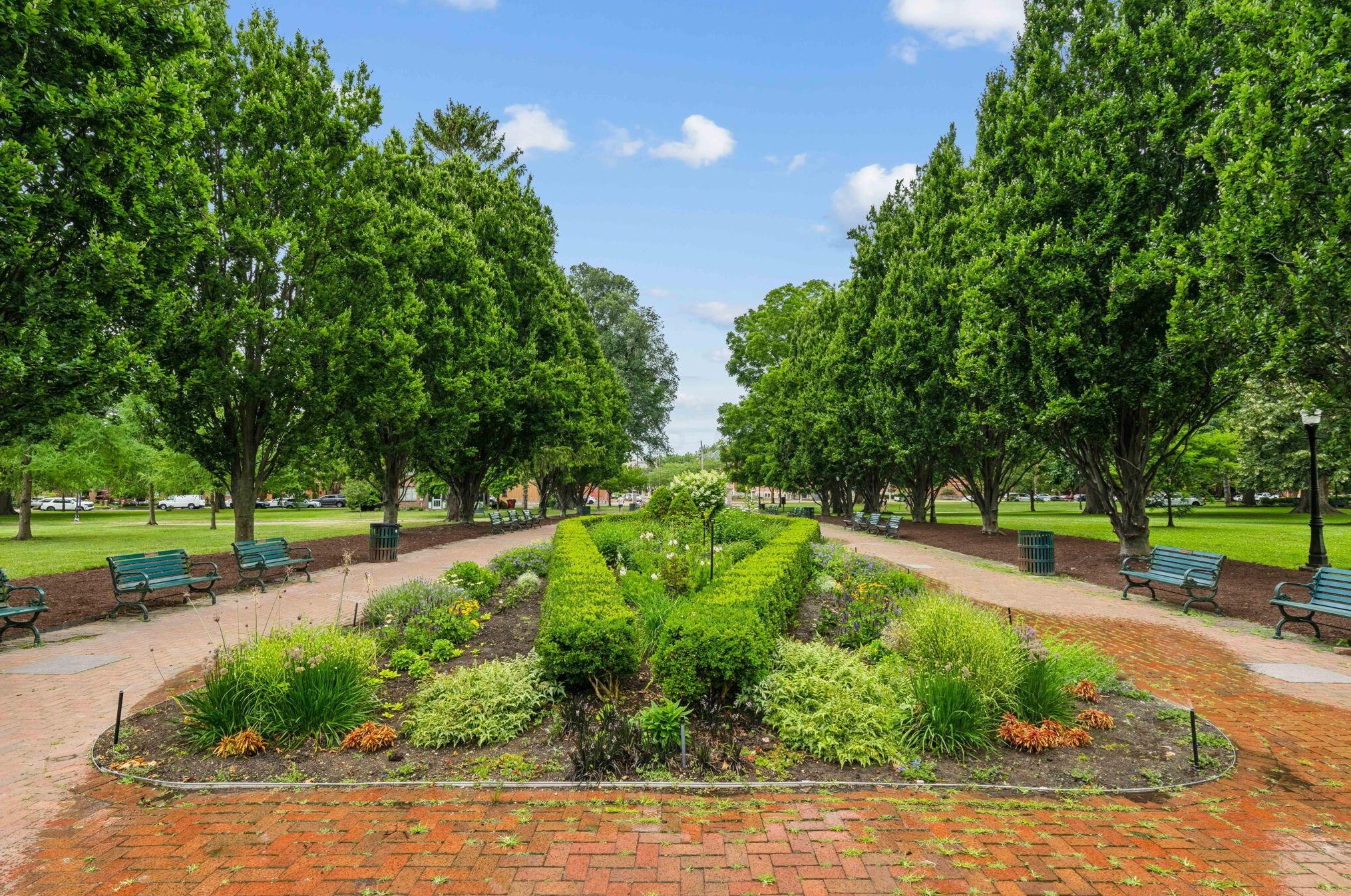 181 Thurman Ave, Columbus OH 43206-3216 exterior