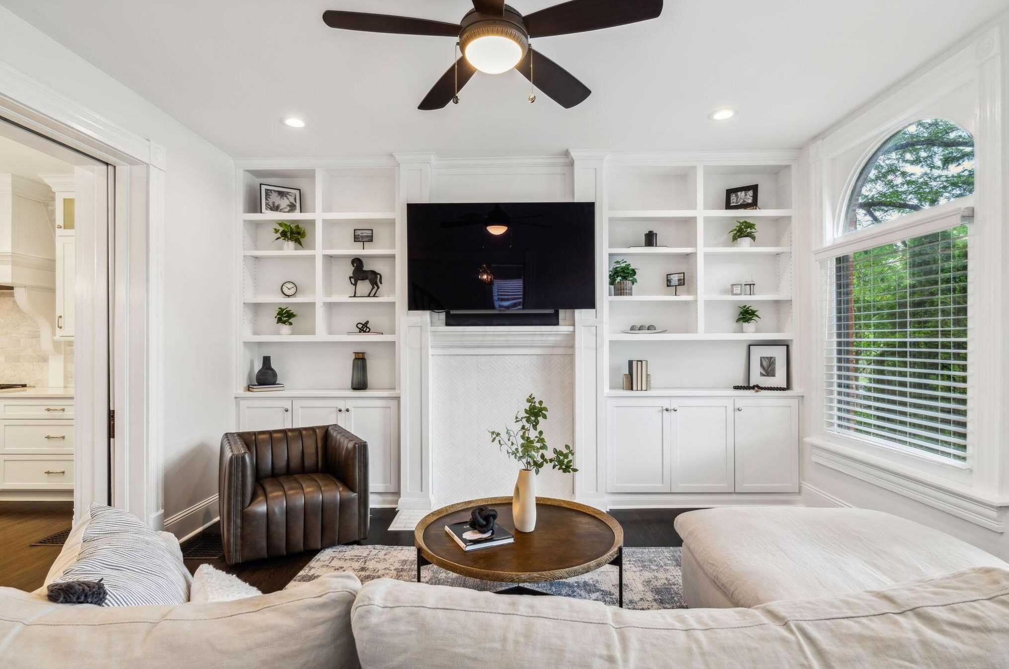 181 Thurman Ave, Columbus OH 43206-3216 exterior