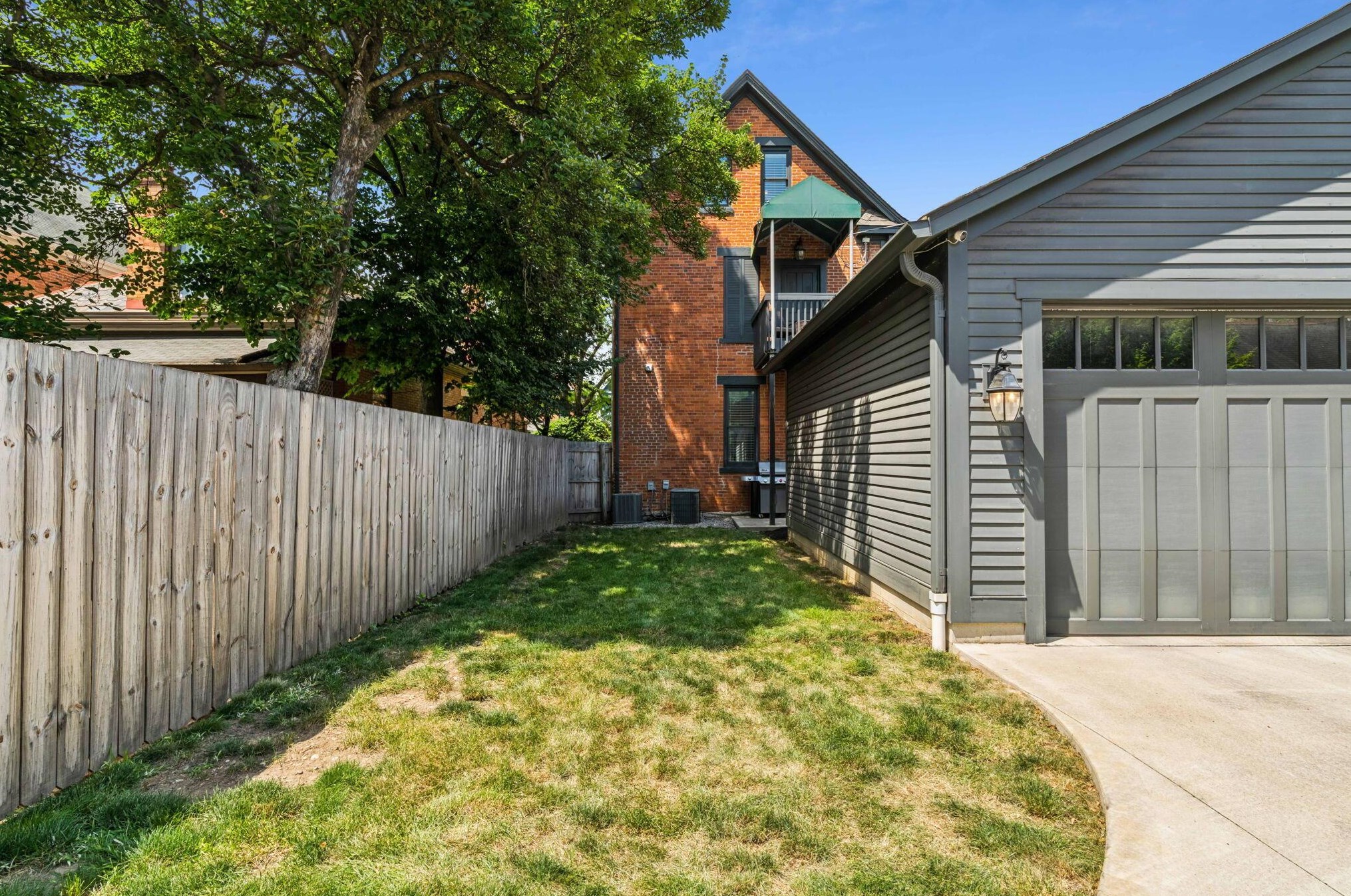 181 Thurman Ave, Columbus OH 43206-3216 exterior