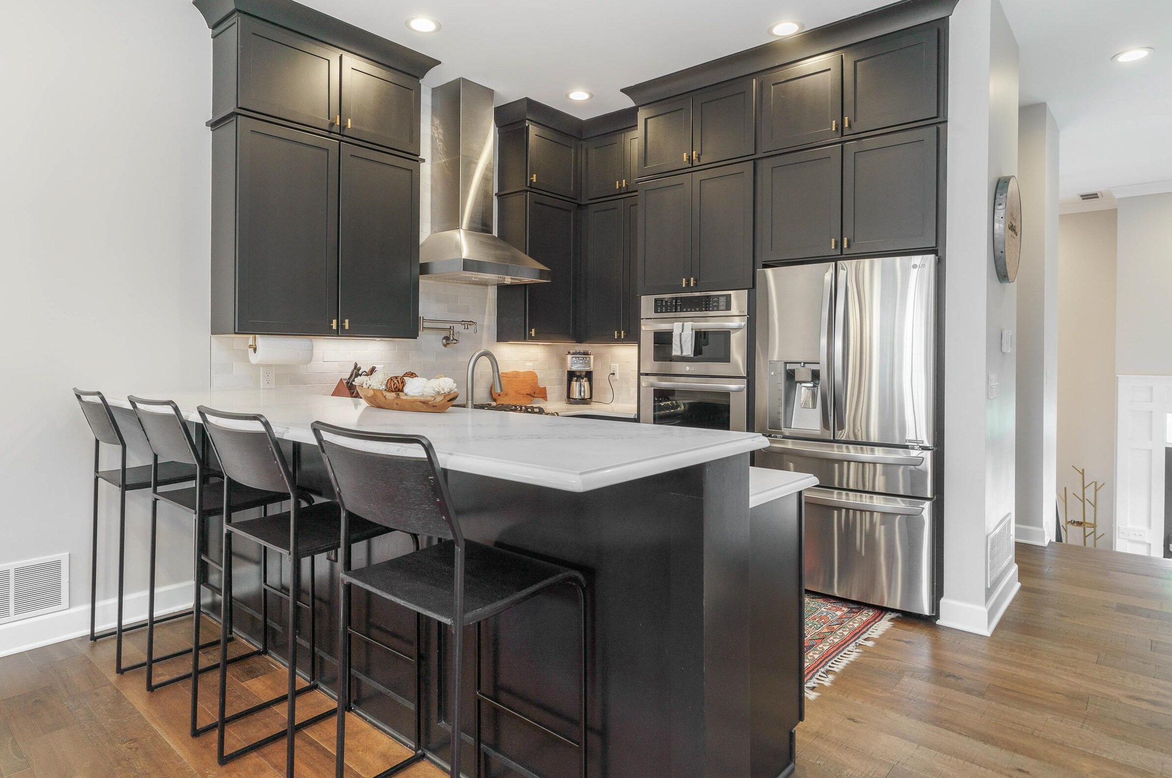 890 Front St, Columbus OH  43206-2521 exterior