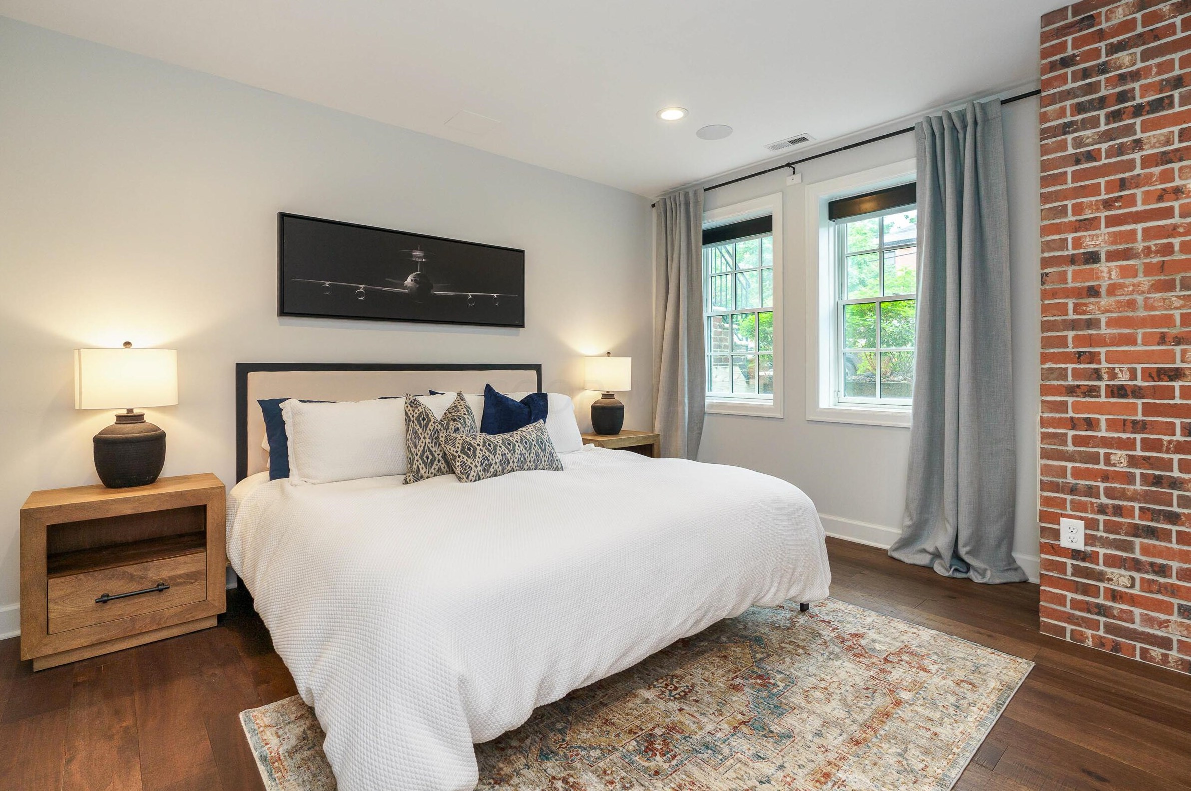 890 Front St, Columbus OH  43206-2521 exterior