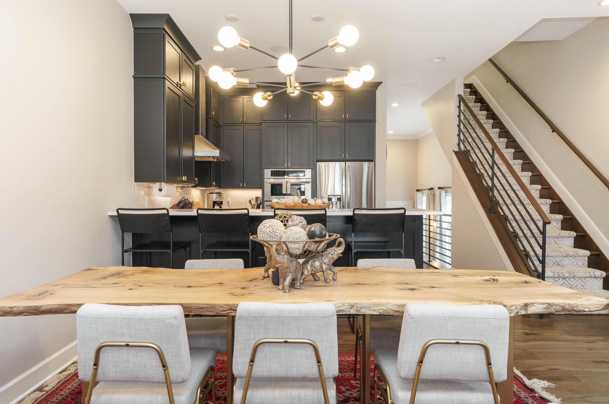 890 Front St, Columbus OH  43206-2521 exterior