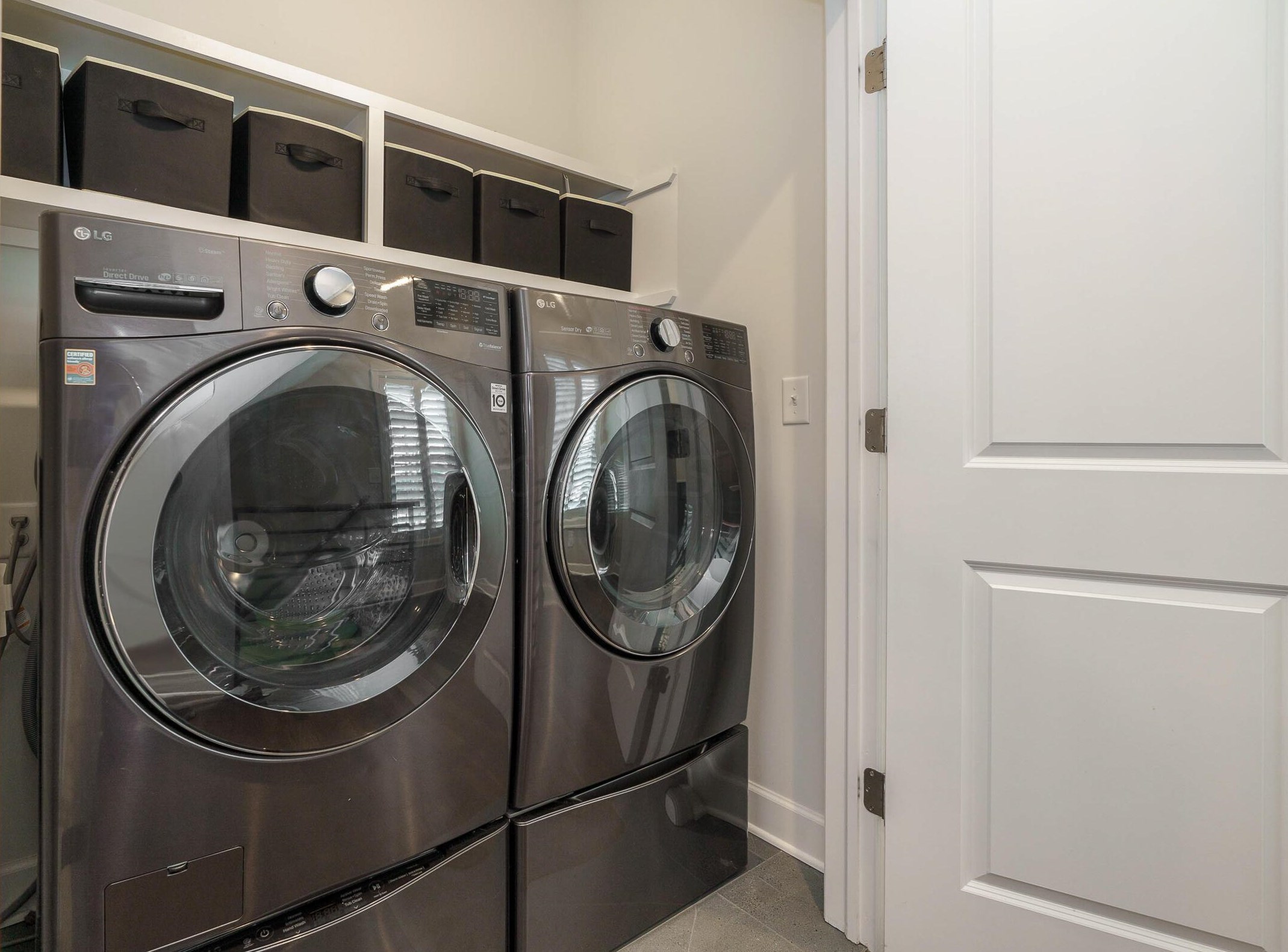 890 Front St, Columbus OH  43206-2521 exterior