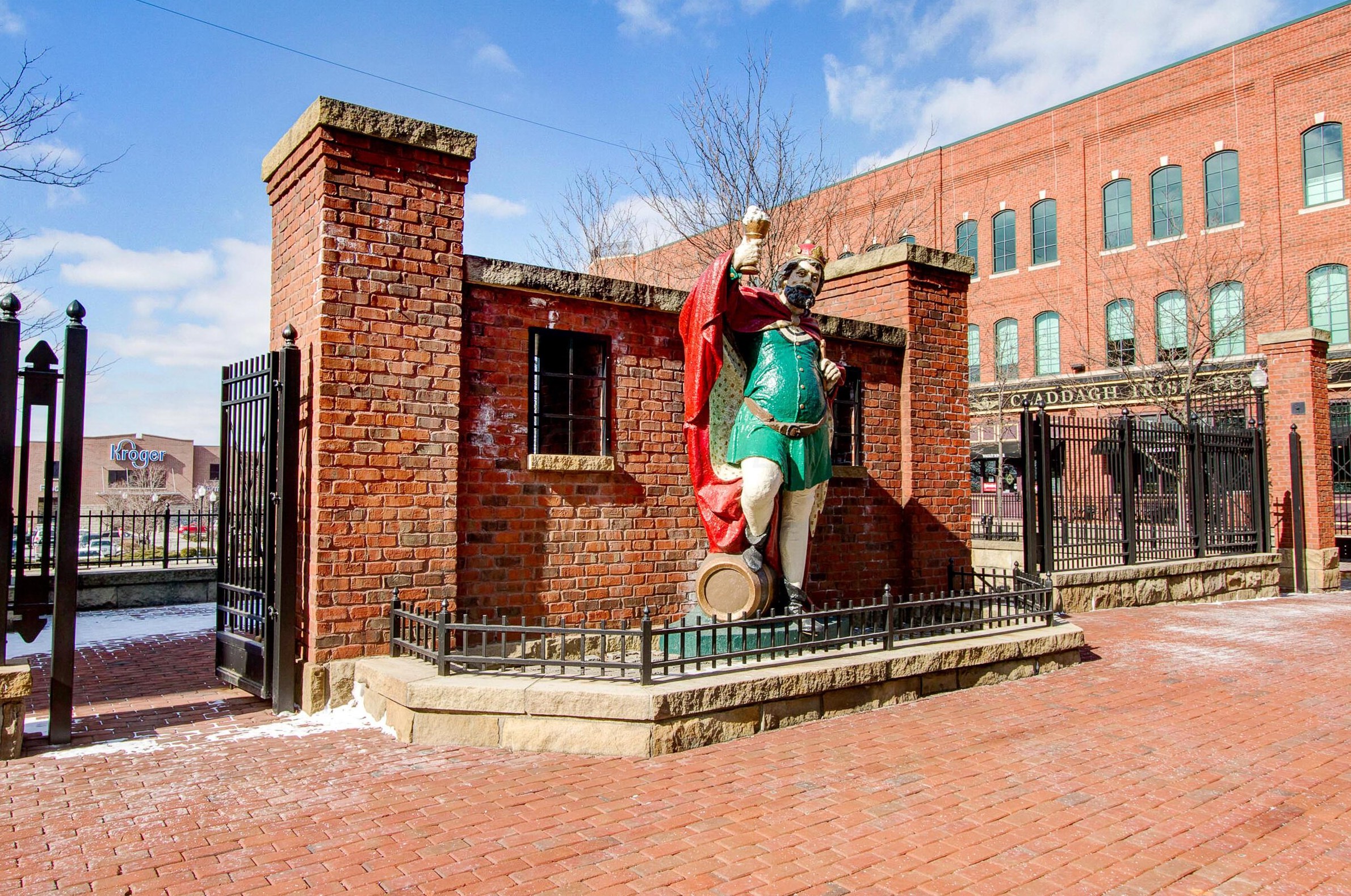 890 Front St, Columbus OH  43206-2521 exterior