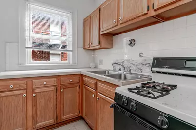 9-11-15 E Norwich Avenue, Columbus, OH 43201 - Photo 5