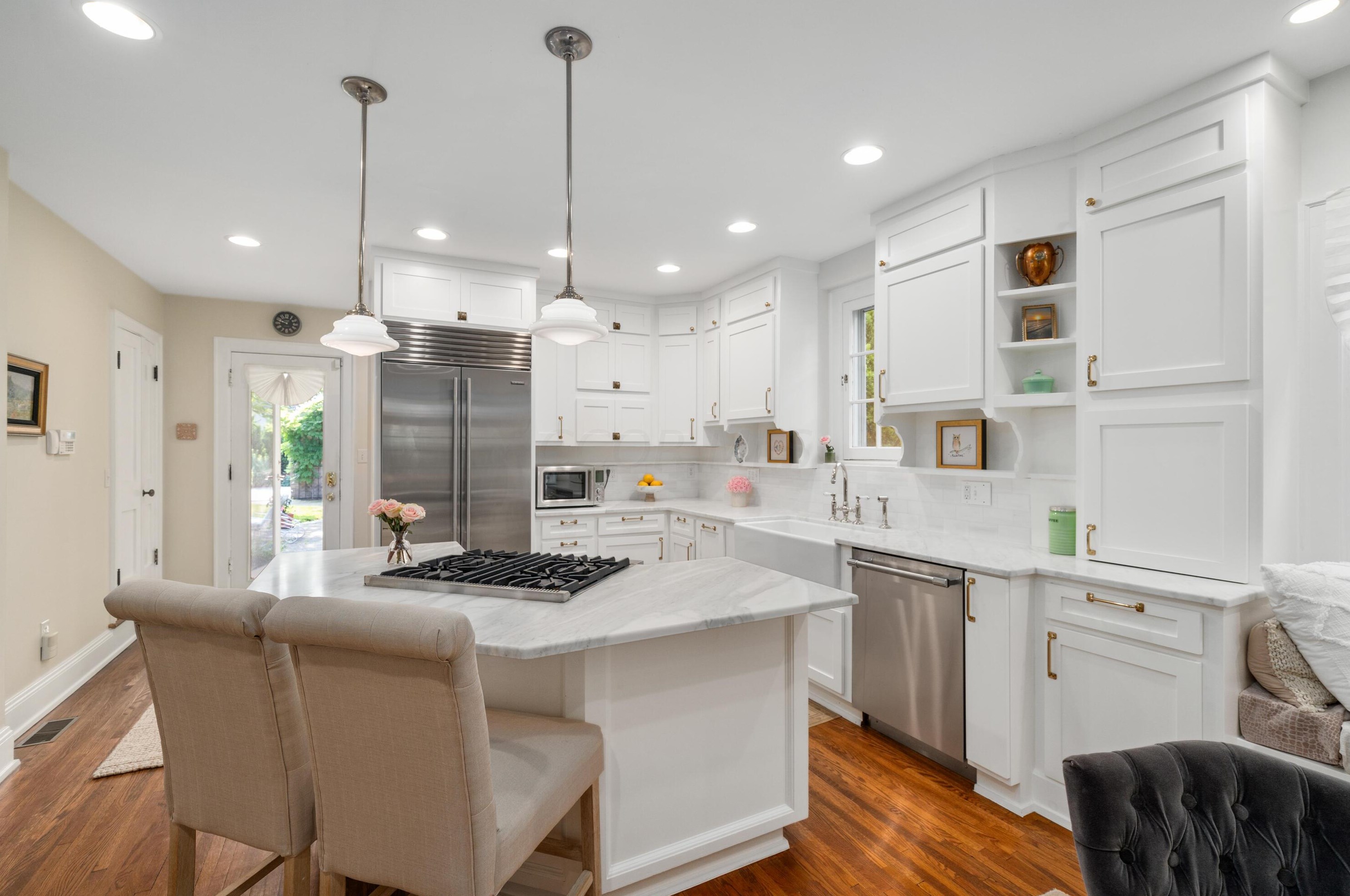 464 Parkview Ave, Columbus OH  43209-1011 exterior