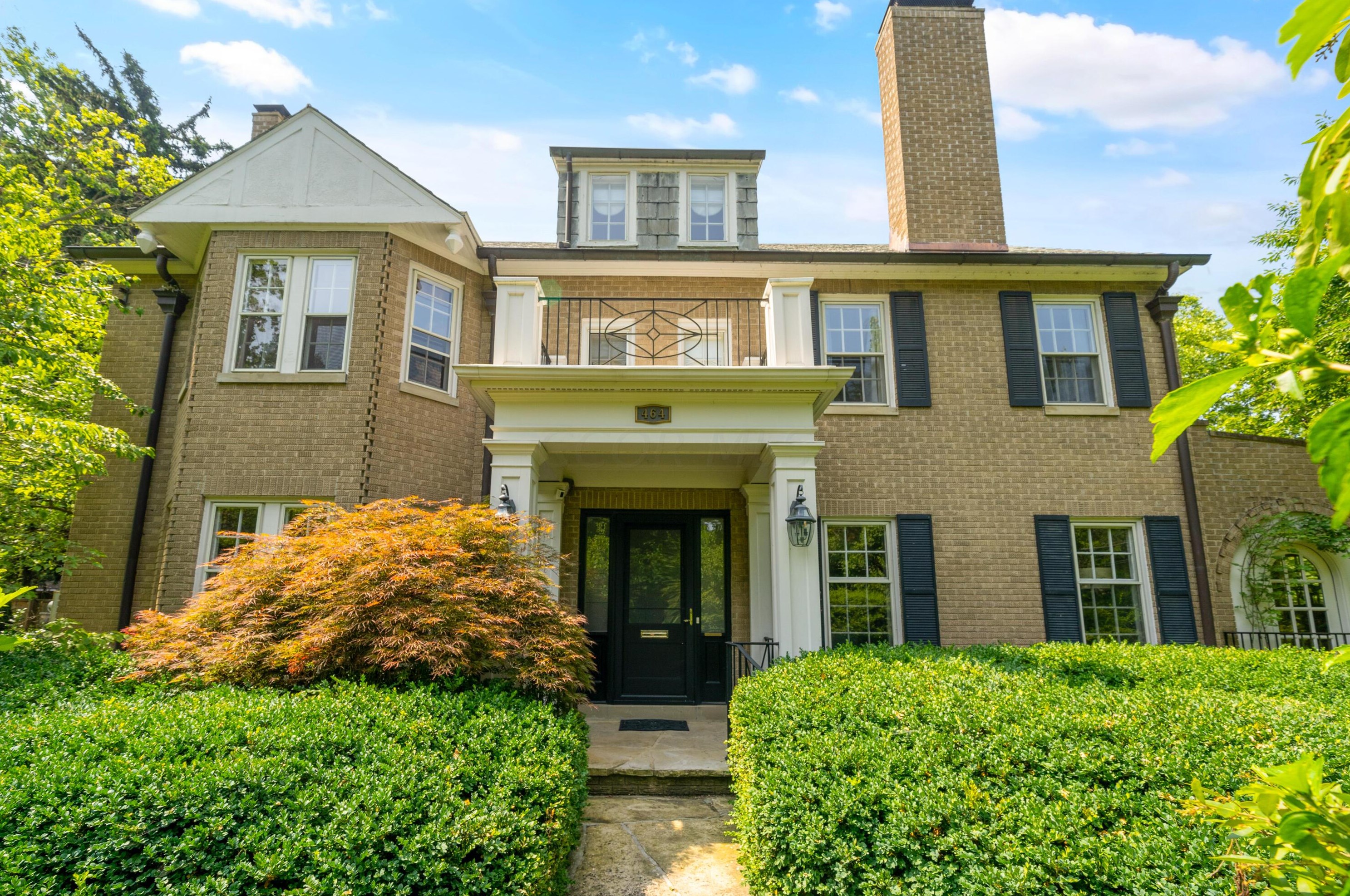 464 Parkview Ave, Columbus OH  43209-1011 exterior