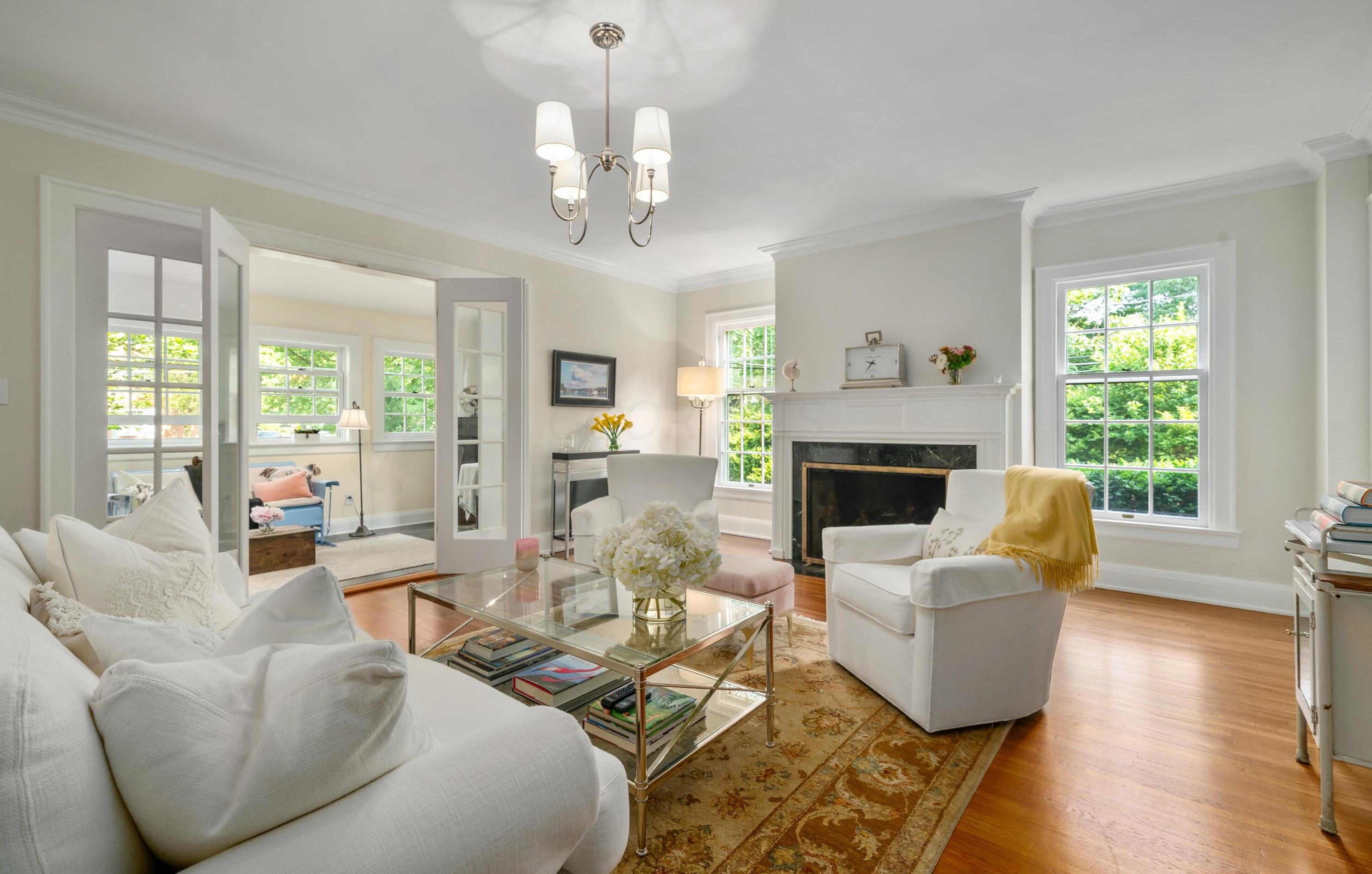 464 Parkview Ave, Columbus OH  43209-1011 exterior