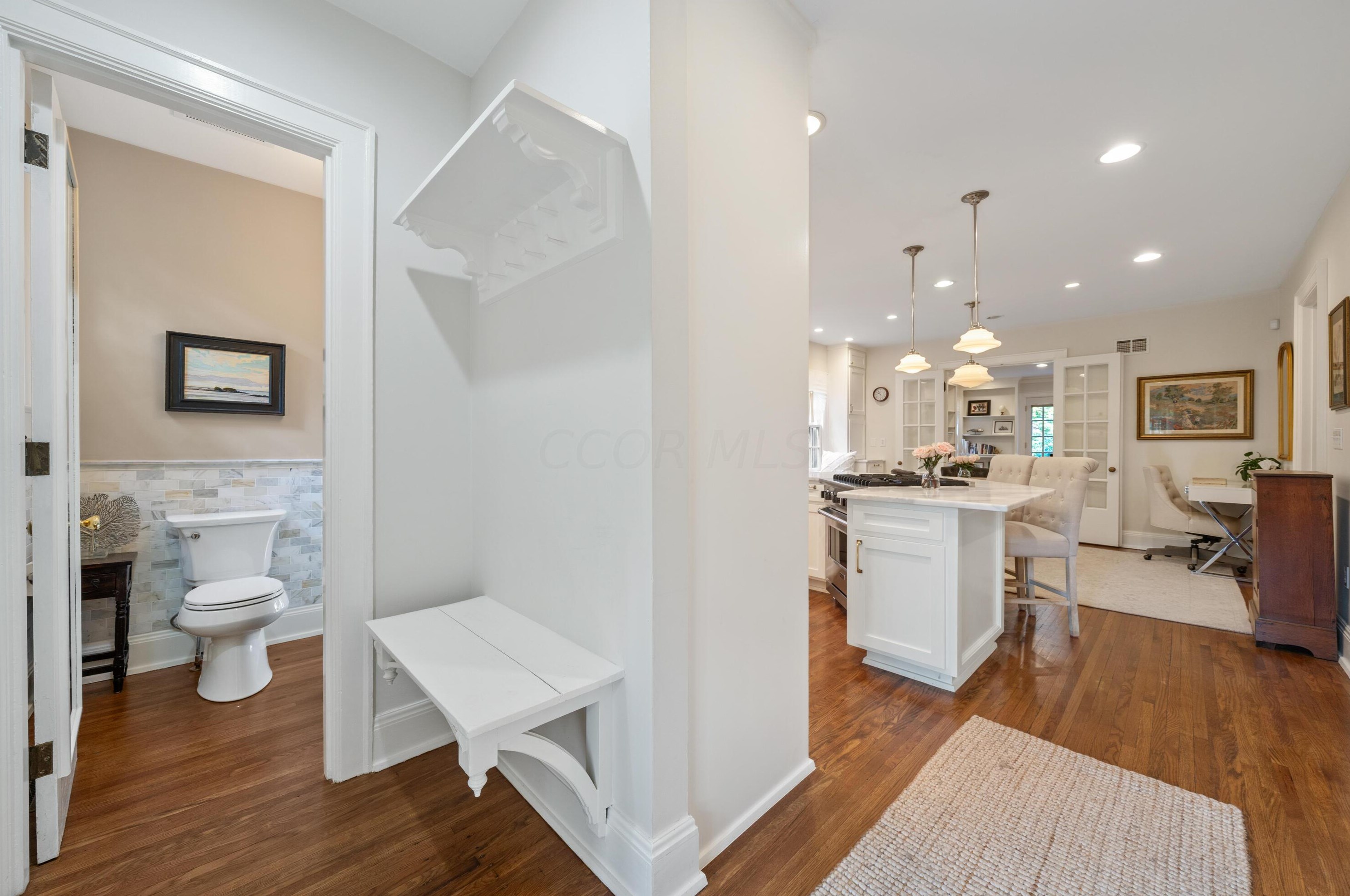 464 Parkview Ave, Columbus OH  43209-1011 exterior