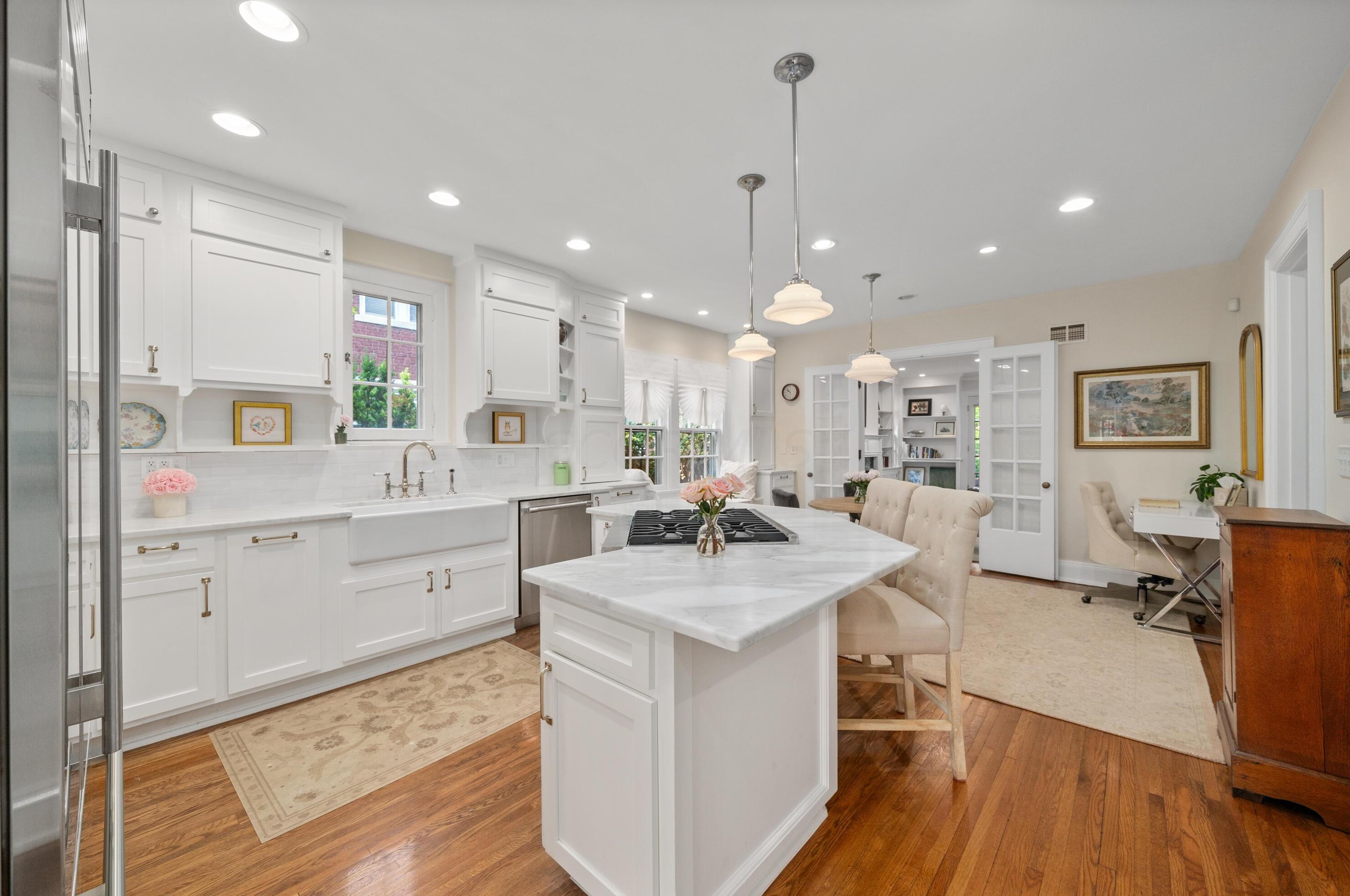 464 Parkview Ave, Columbus OH  43209-1011 exterior