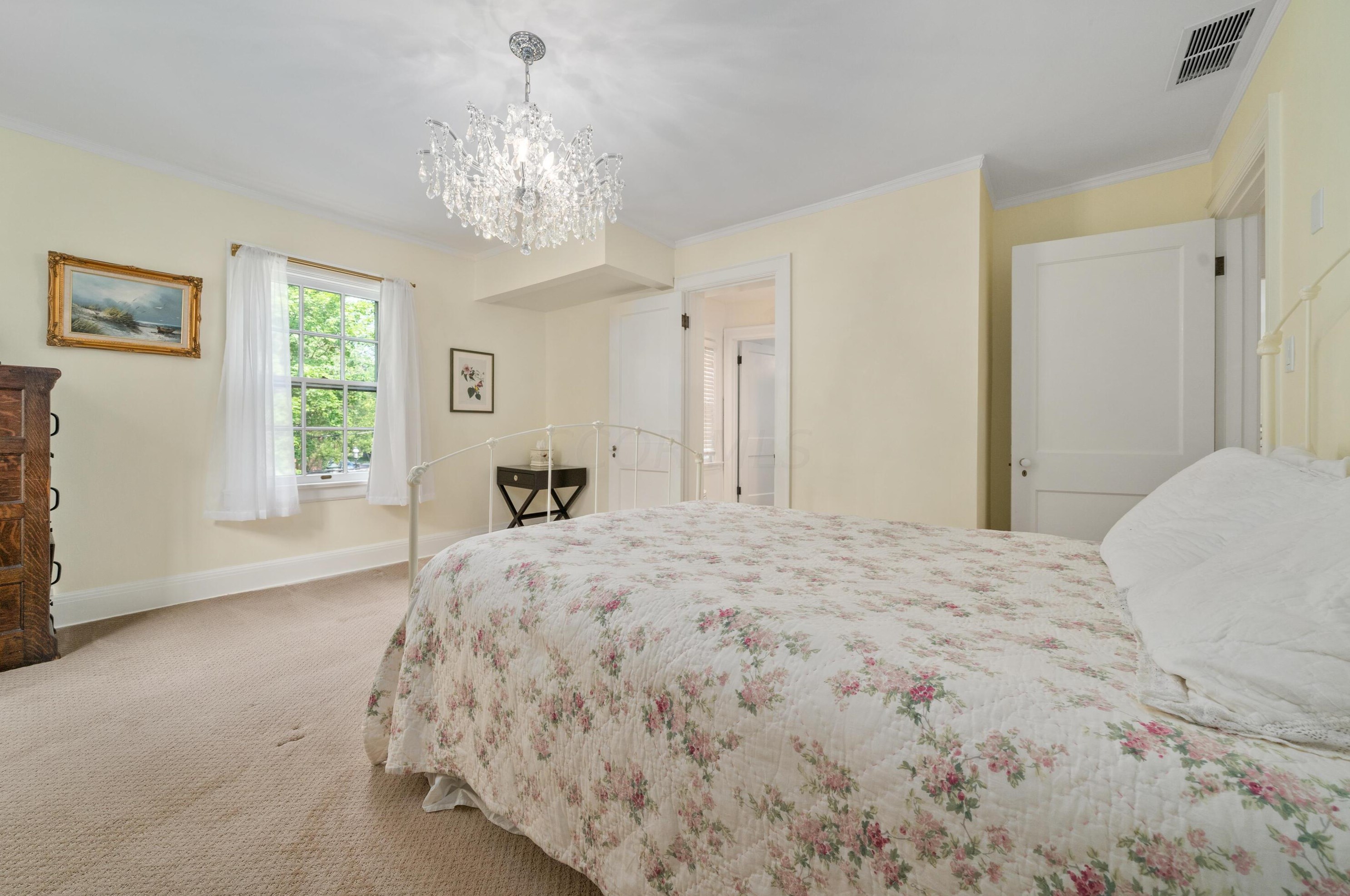 464 Parkview Ave, Columbus OH  43209-1011 exterior