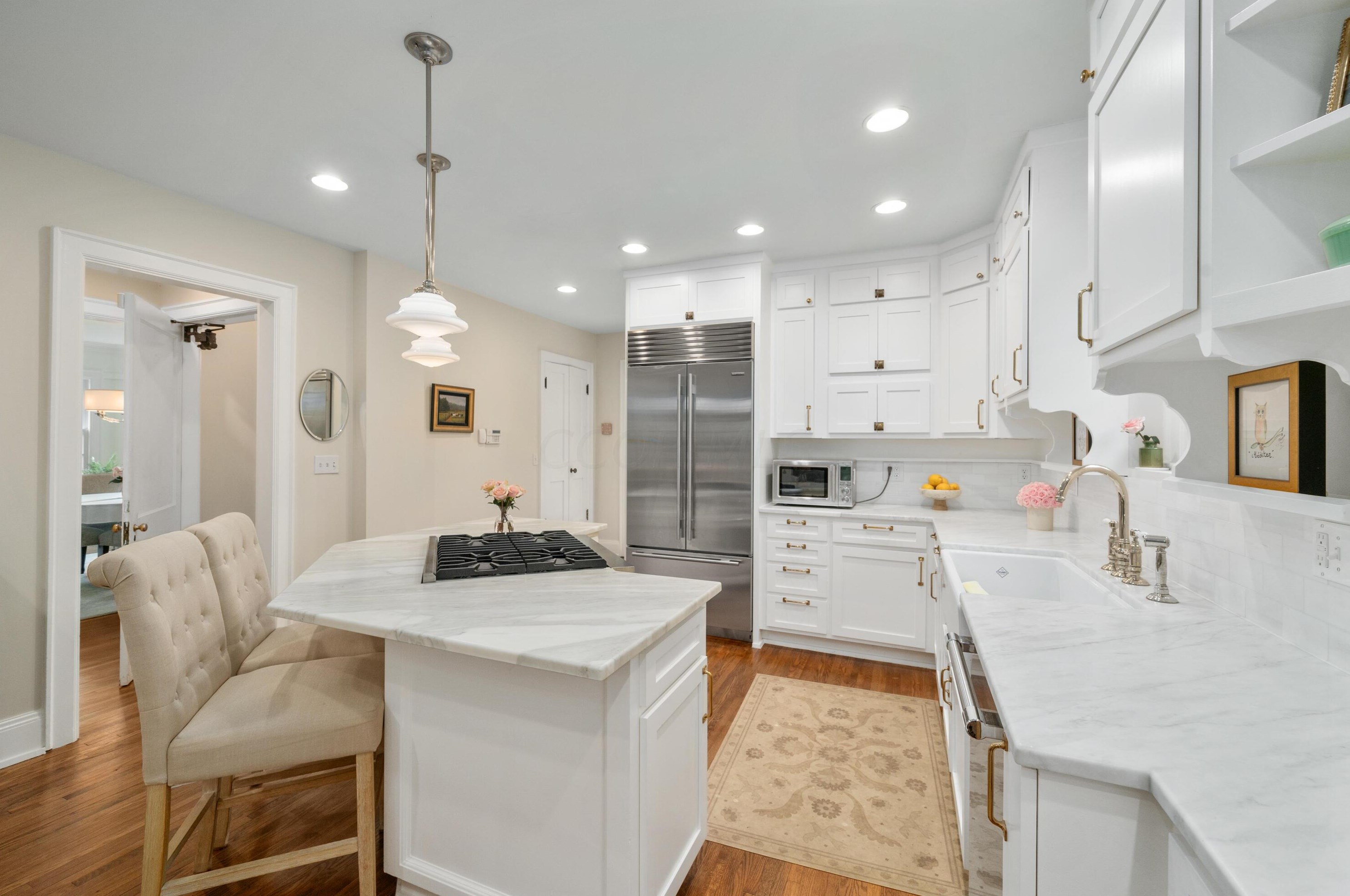 464 Parkview Ave, Columbus OH  43209-1011 exterior