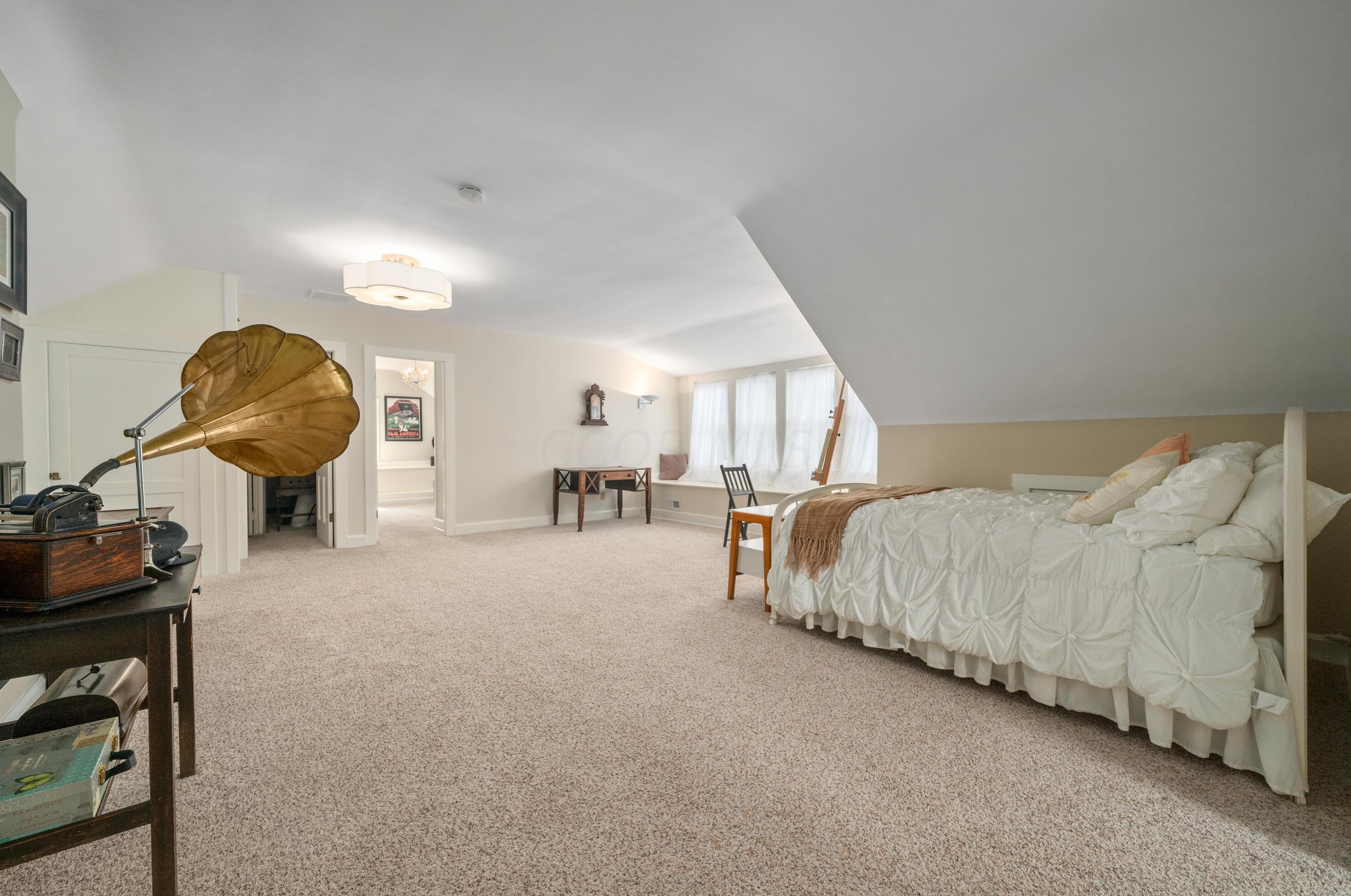 464 Parkview Ave, Columbus OH  43209-1011 exterior