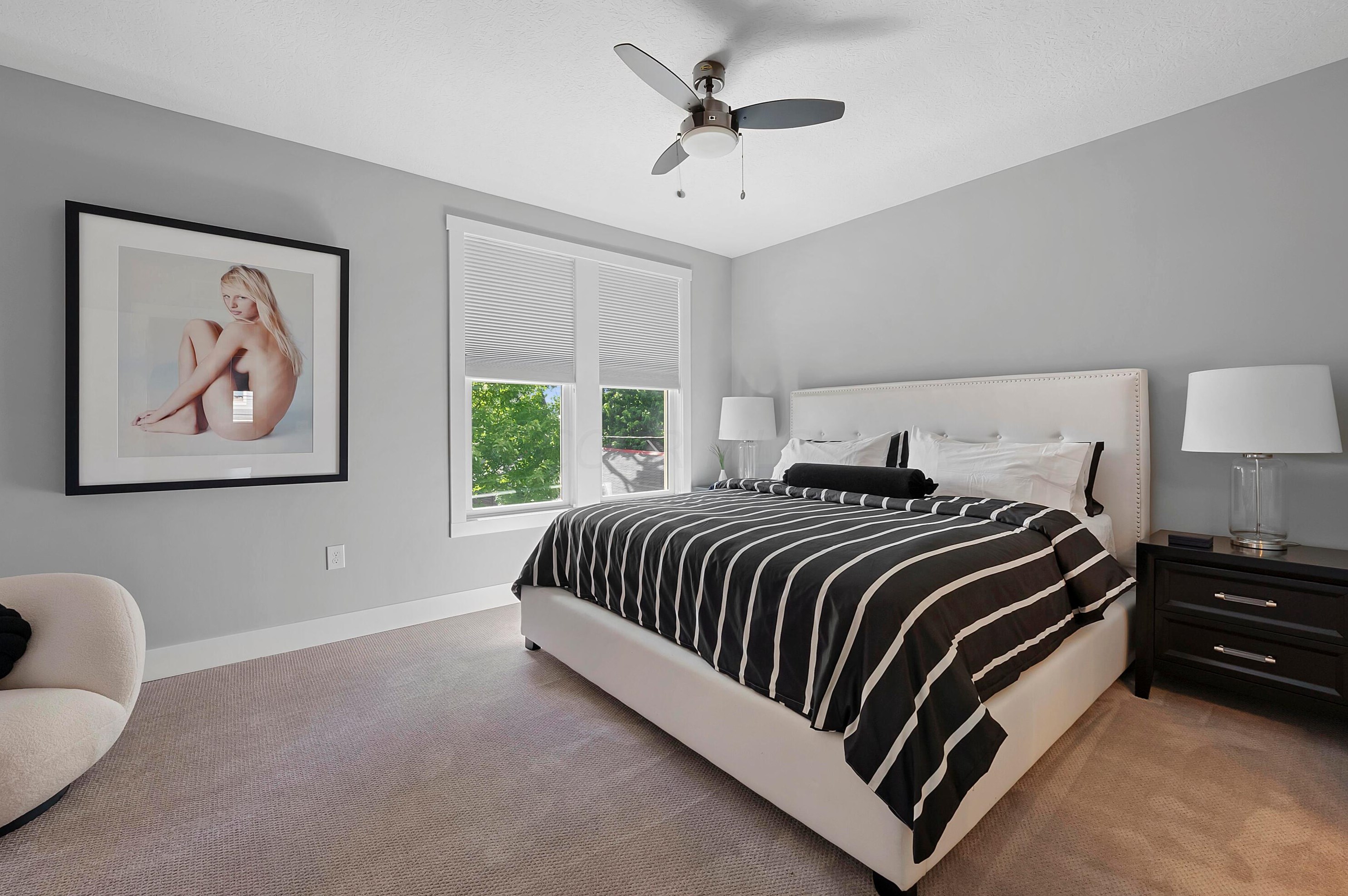 1085 Smt St, Columbus OH 43201-4518 exterior