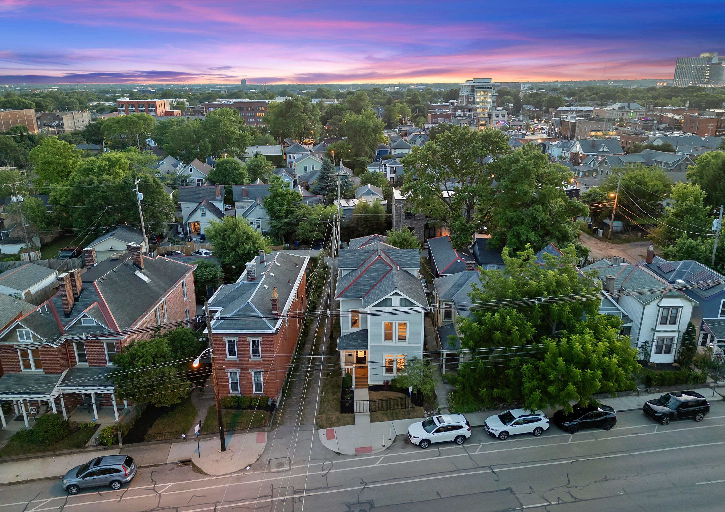 1085 Smt St, Columbus OH 43201-4518 exterior