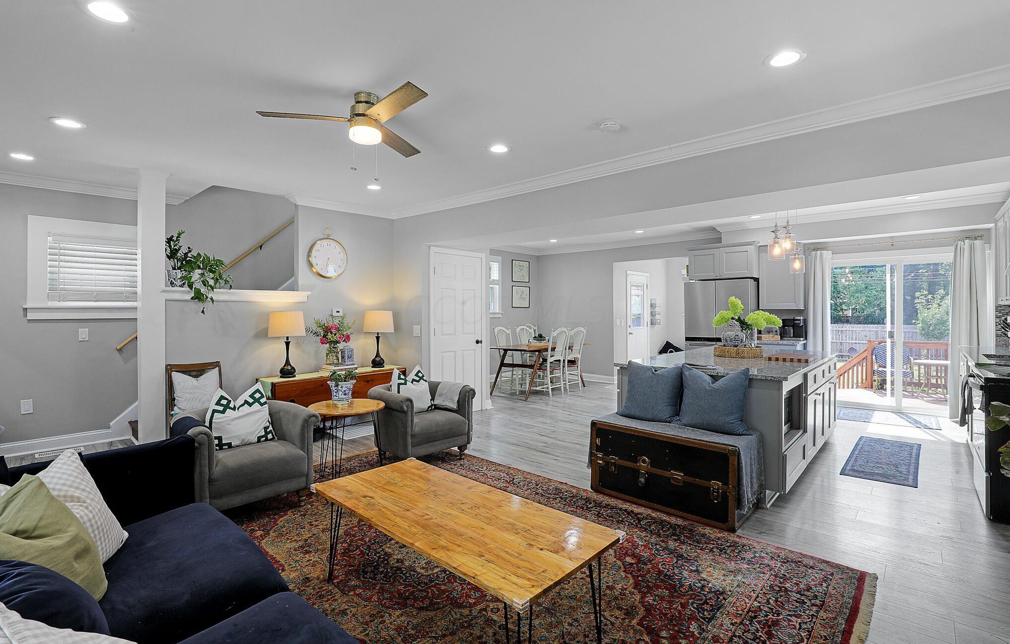 579 Fairwood Ave, Columbus OH 43205-2511 exterior