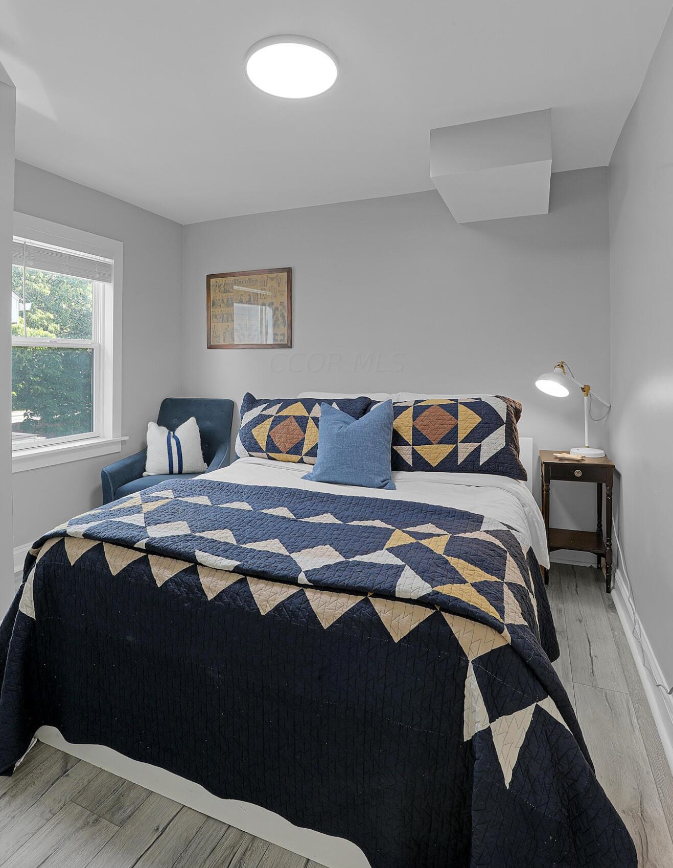 579 Fairwood Ave, Columbus OH 43205-2511 exterior