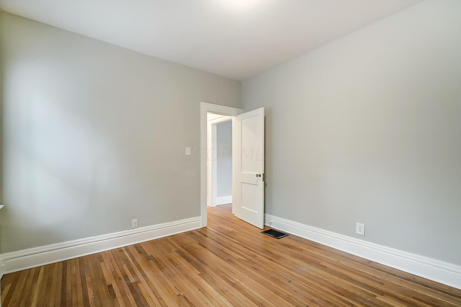 1685 Franklin Ave, Columbus OH 43085-3187 exterior