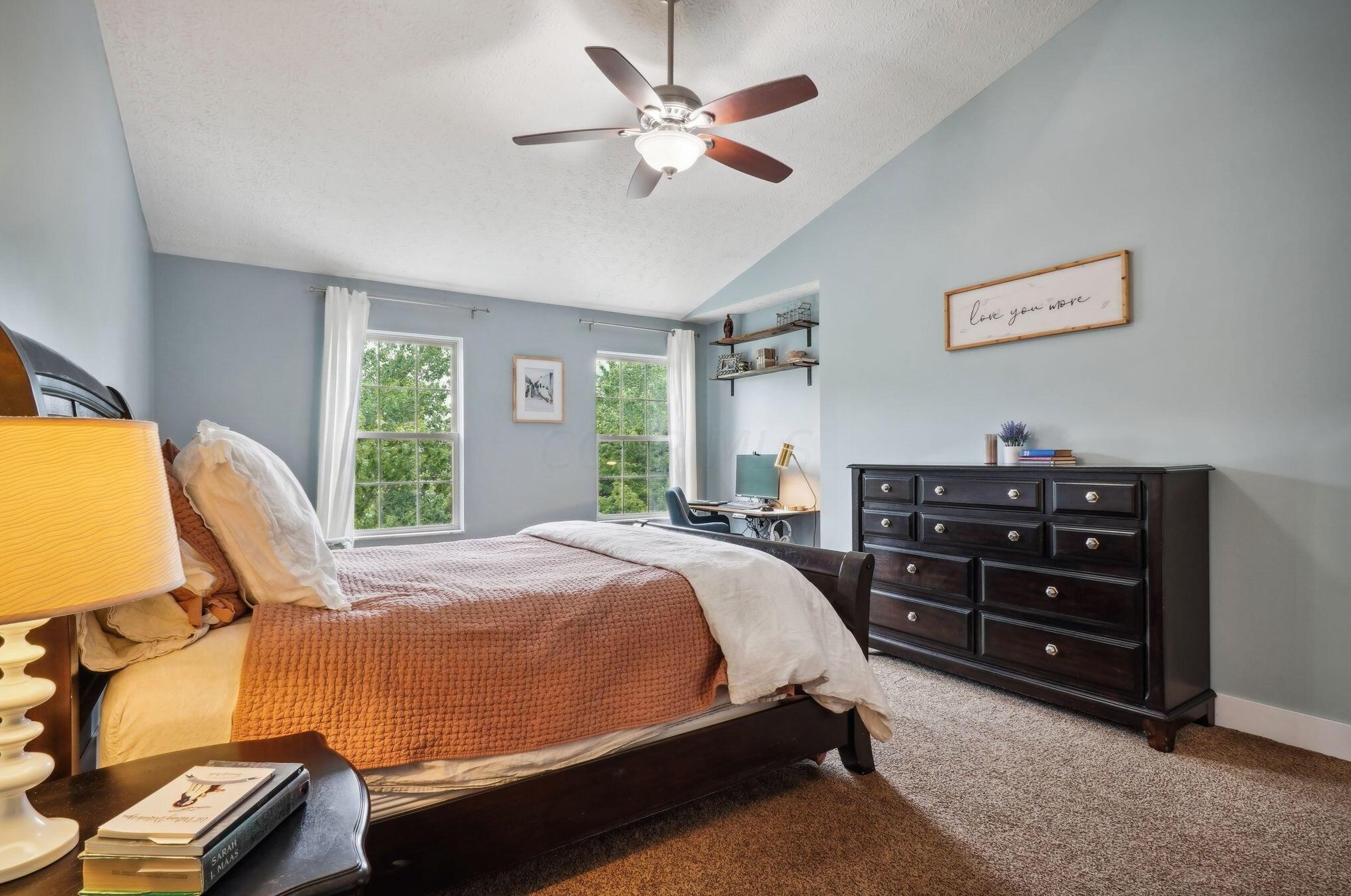 1119 Summer Hill Cir, Columbus OH  43230-6246 exterior