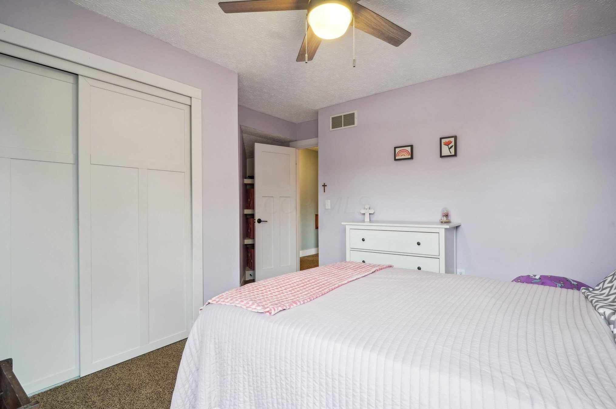 1119 Summer Hill Cir, Columbus OH  43230-6246 exterior