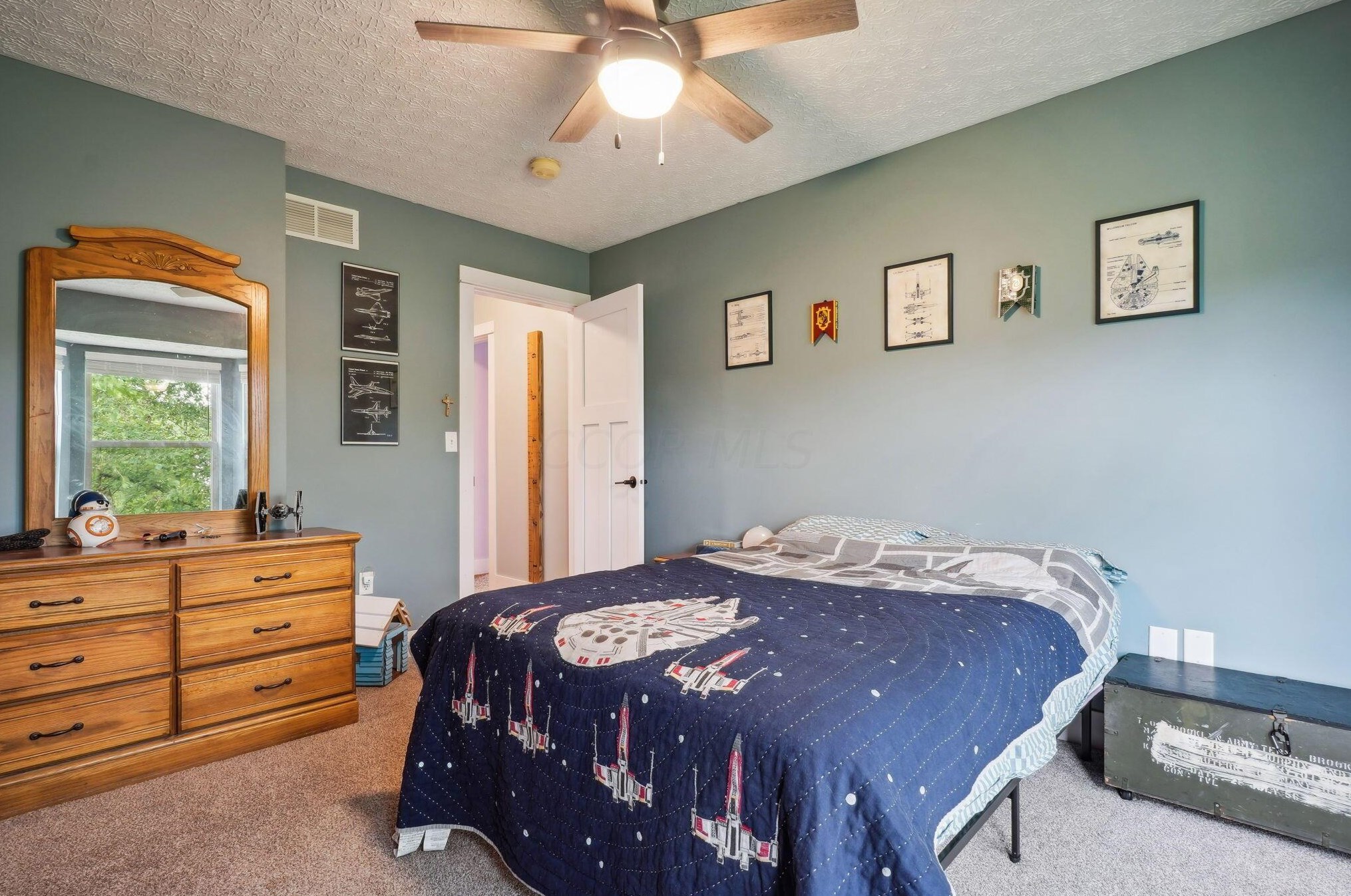 1119 Summer Hill Cir, Columbus OH  43230-6246 exterior