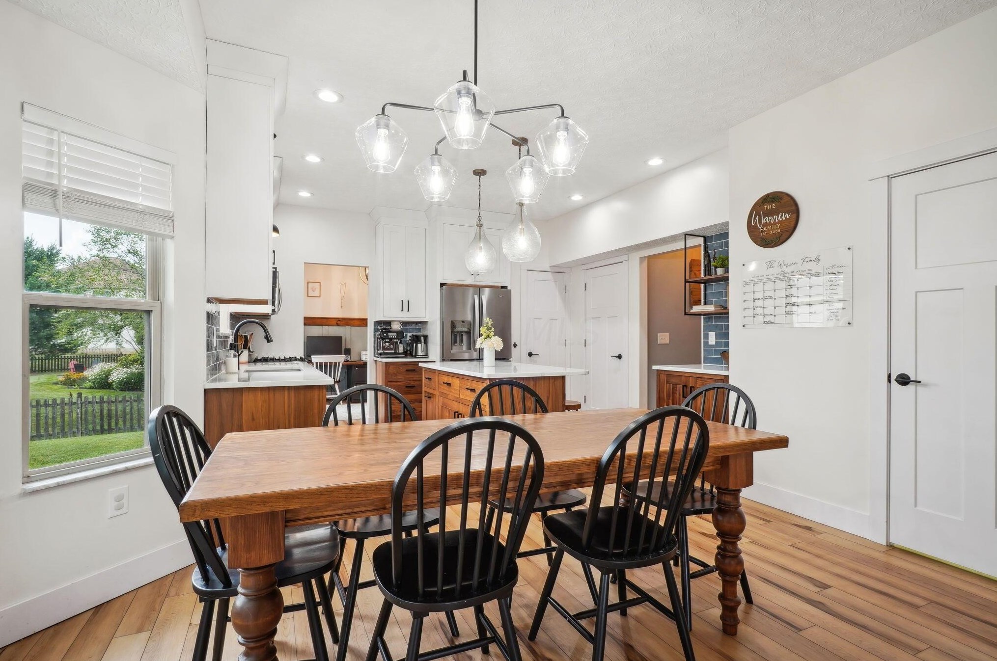 1119 Summer Hill Cir, Columbus OH  43230-6246 exterior