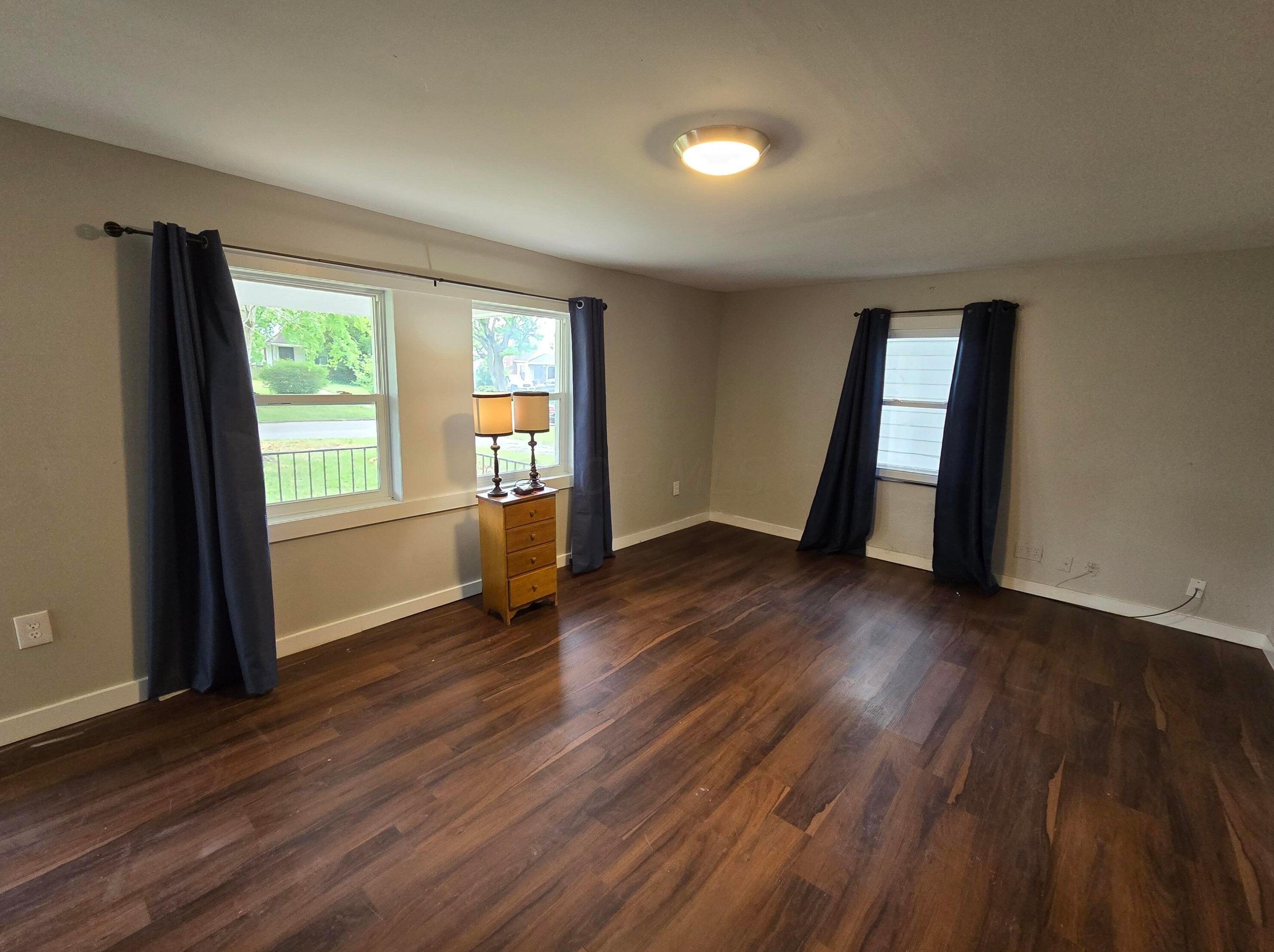 978 19 Ave, Columbus OH 43211-2458 exterior