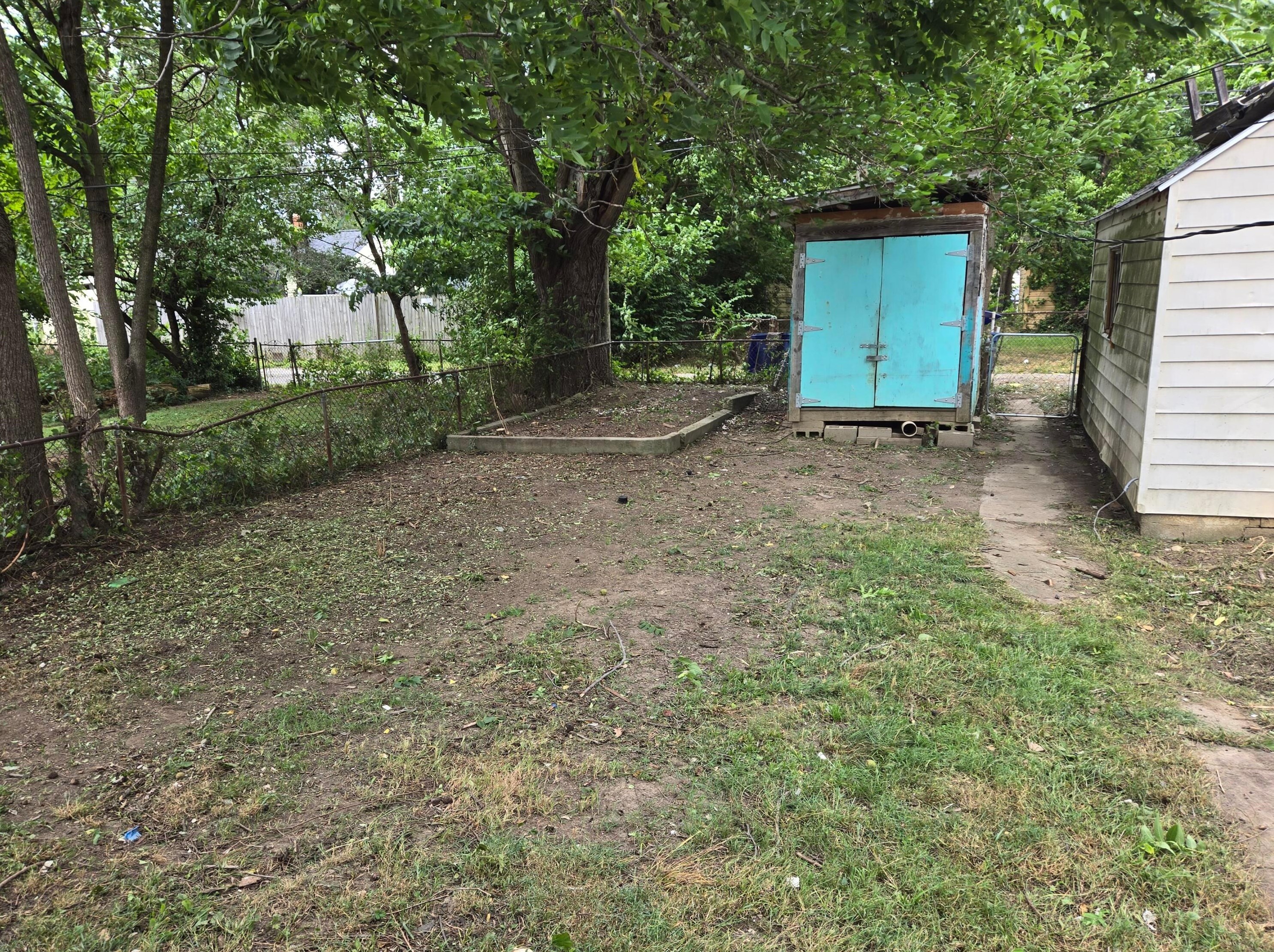 978 19 Ave, Columbus OH 43211-2458 exterior