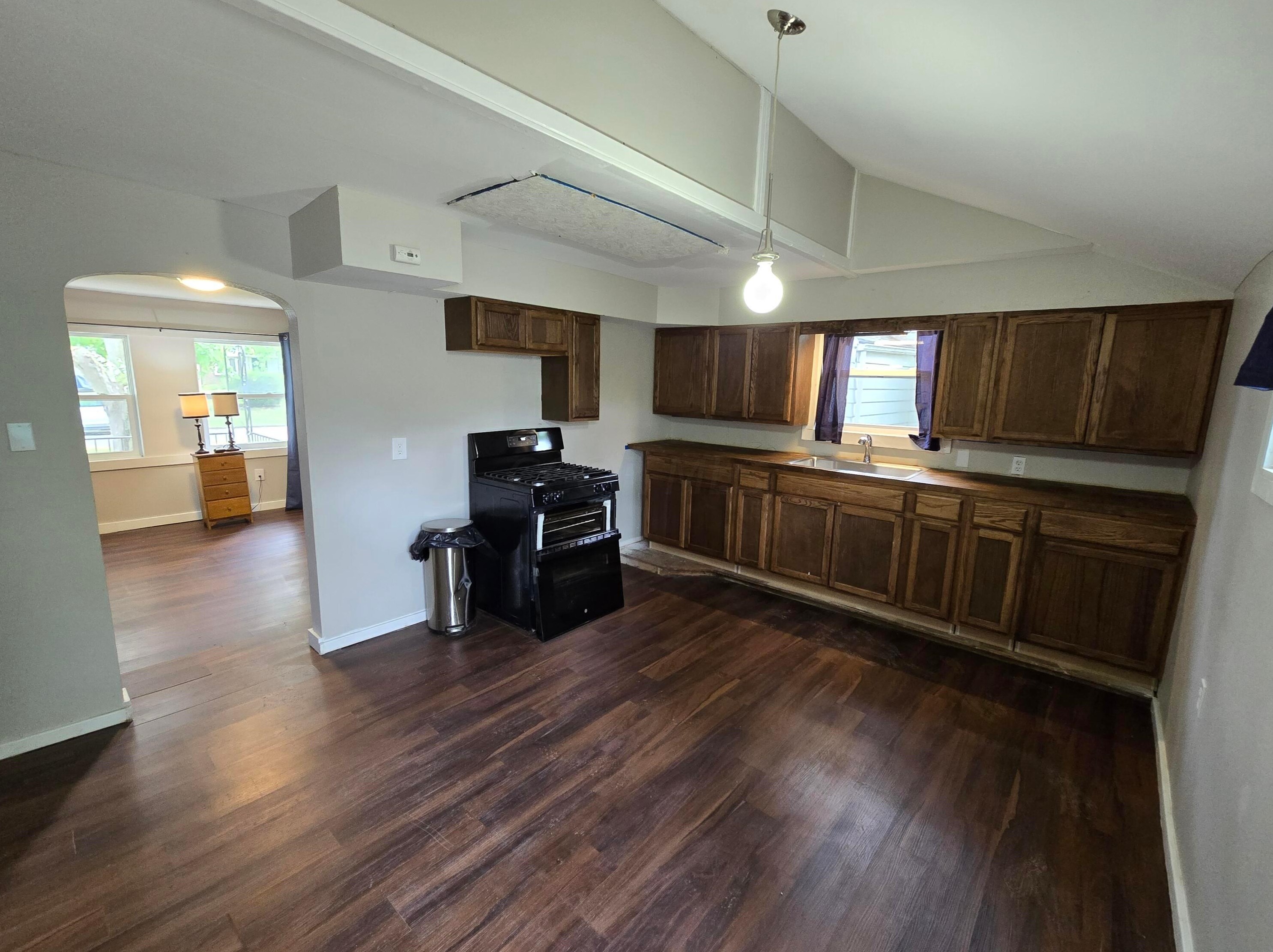 978 19 Ave, Columbus OH 43211-2458 exterior