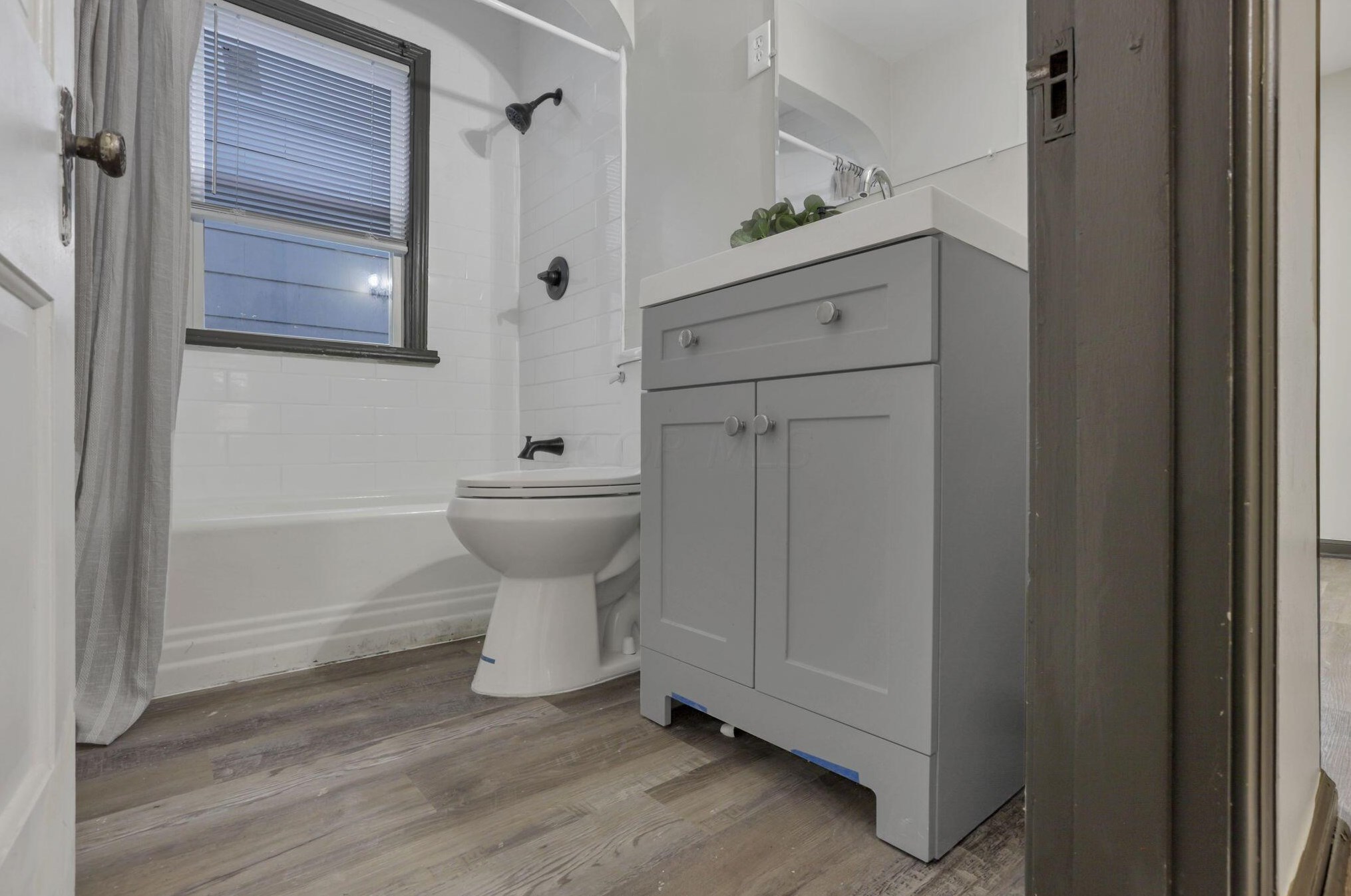 1388 Ohio Ave, Columbus OH 43206-1525 exterior