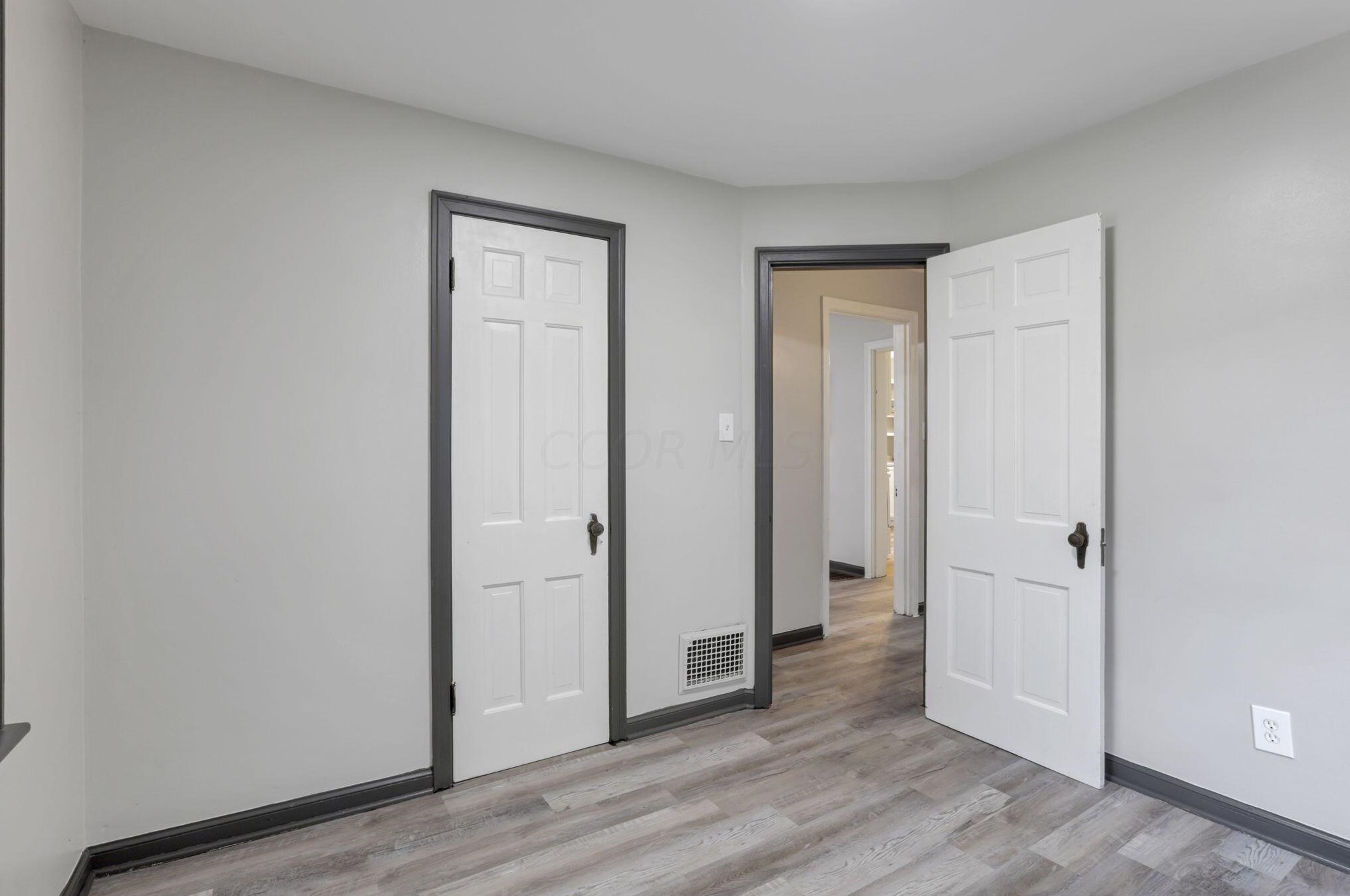 1388 Ohio Ave, Columbus OH 43206-1525 exterior